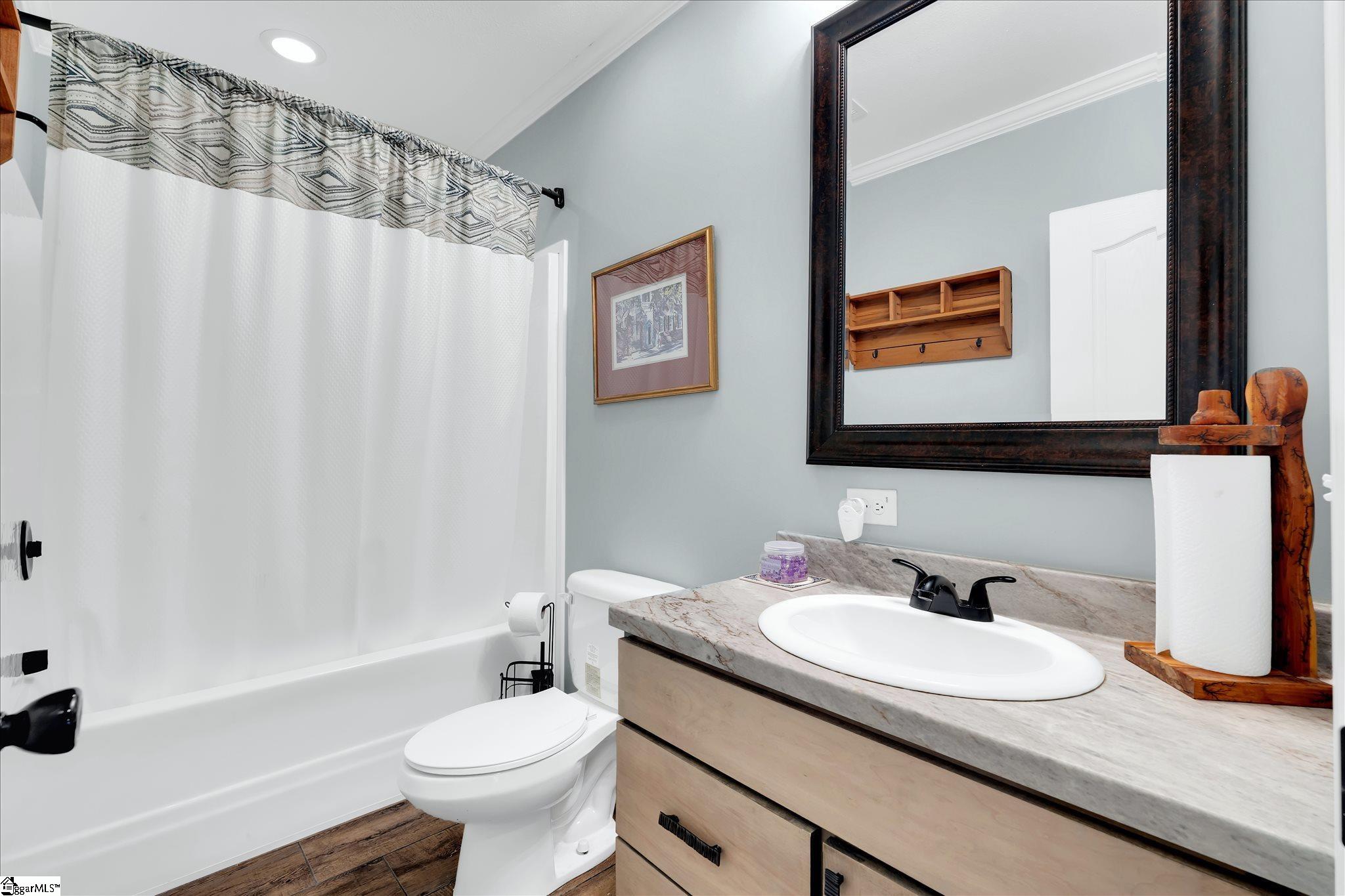 412 Simms School Road Central, SC 29630