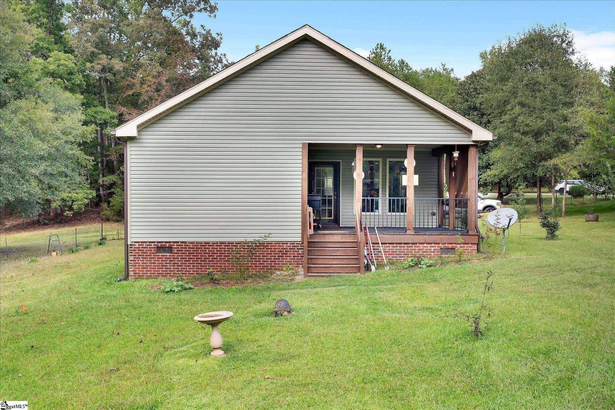 412 Simms School Road Central, SC 29630