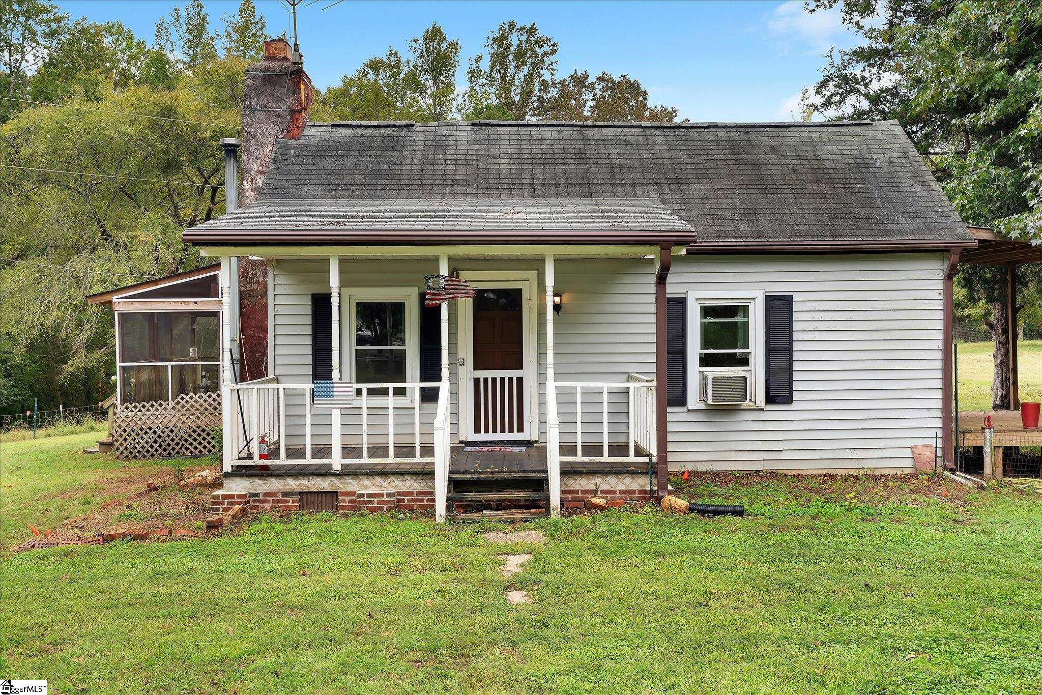412 Simms School Road Central, SC 29630