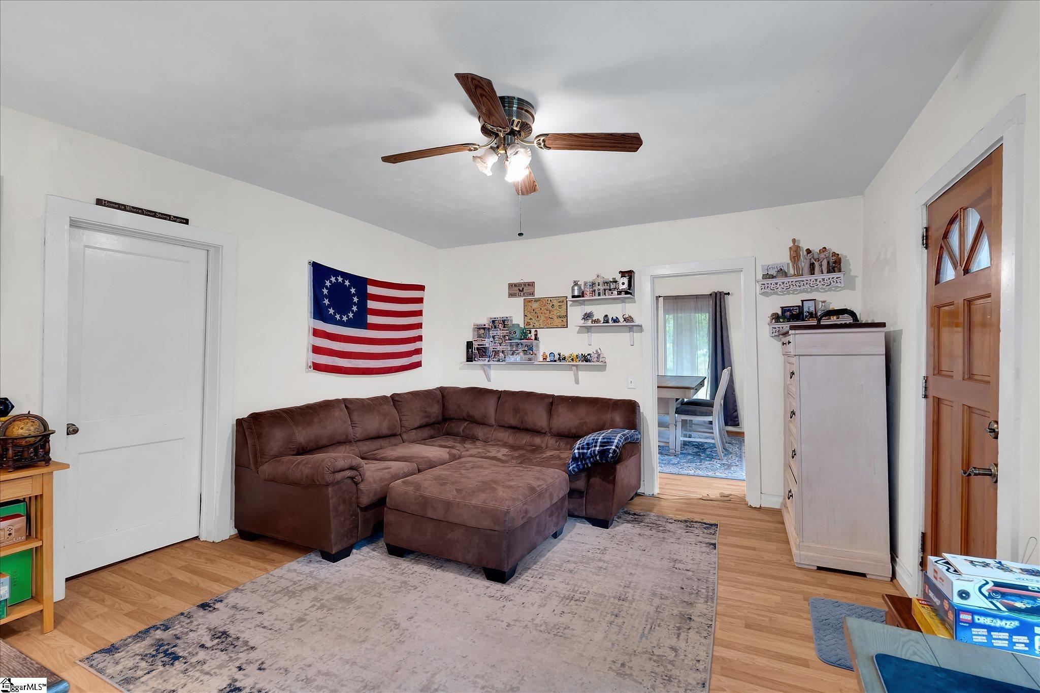 412 Simms School Road Central, SC 29630