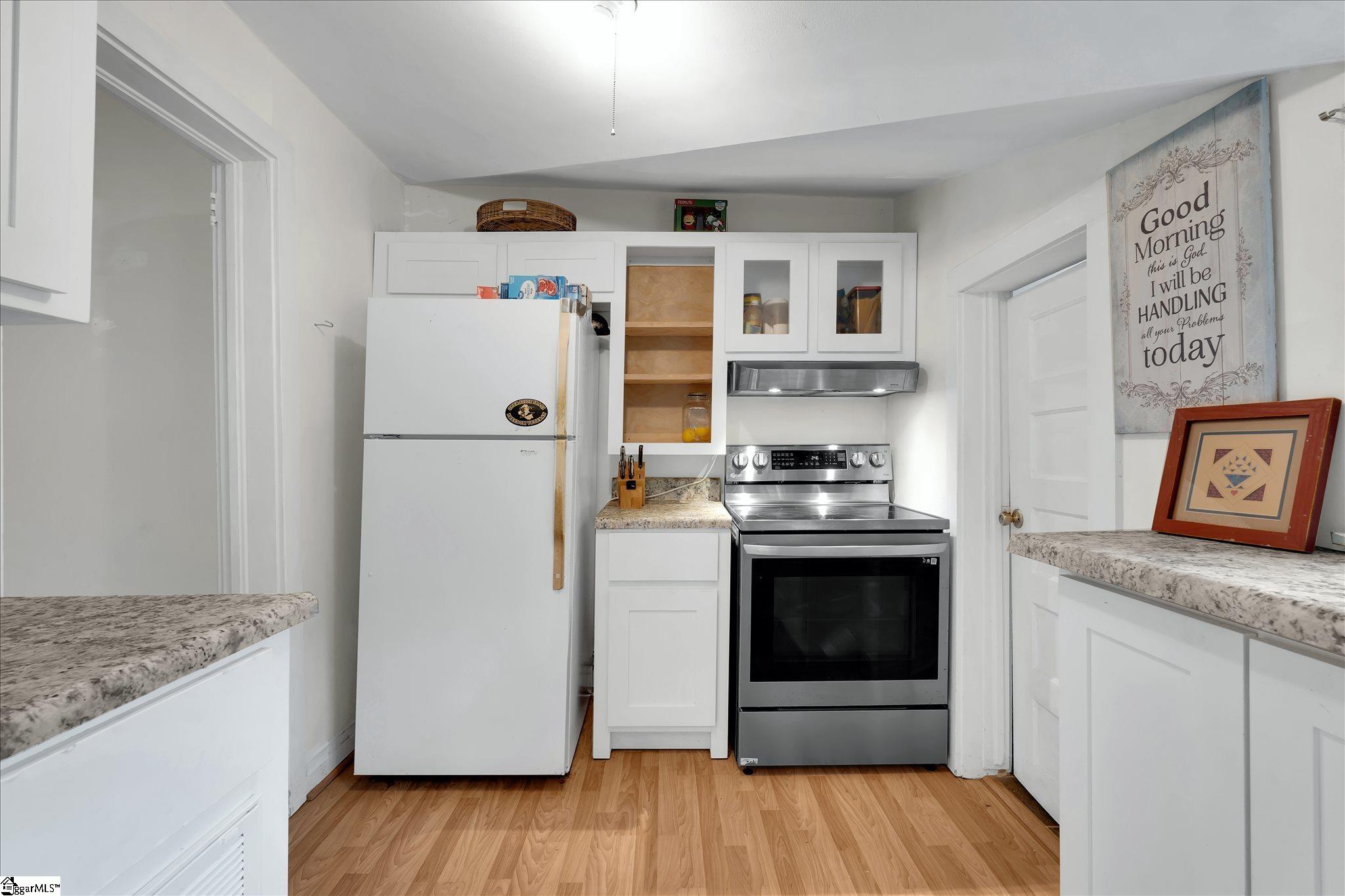 412 Simms School Road Central, SC 29630