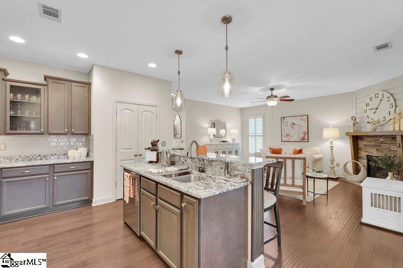 708 Wynborne Lane Moore, SC 29369