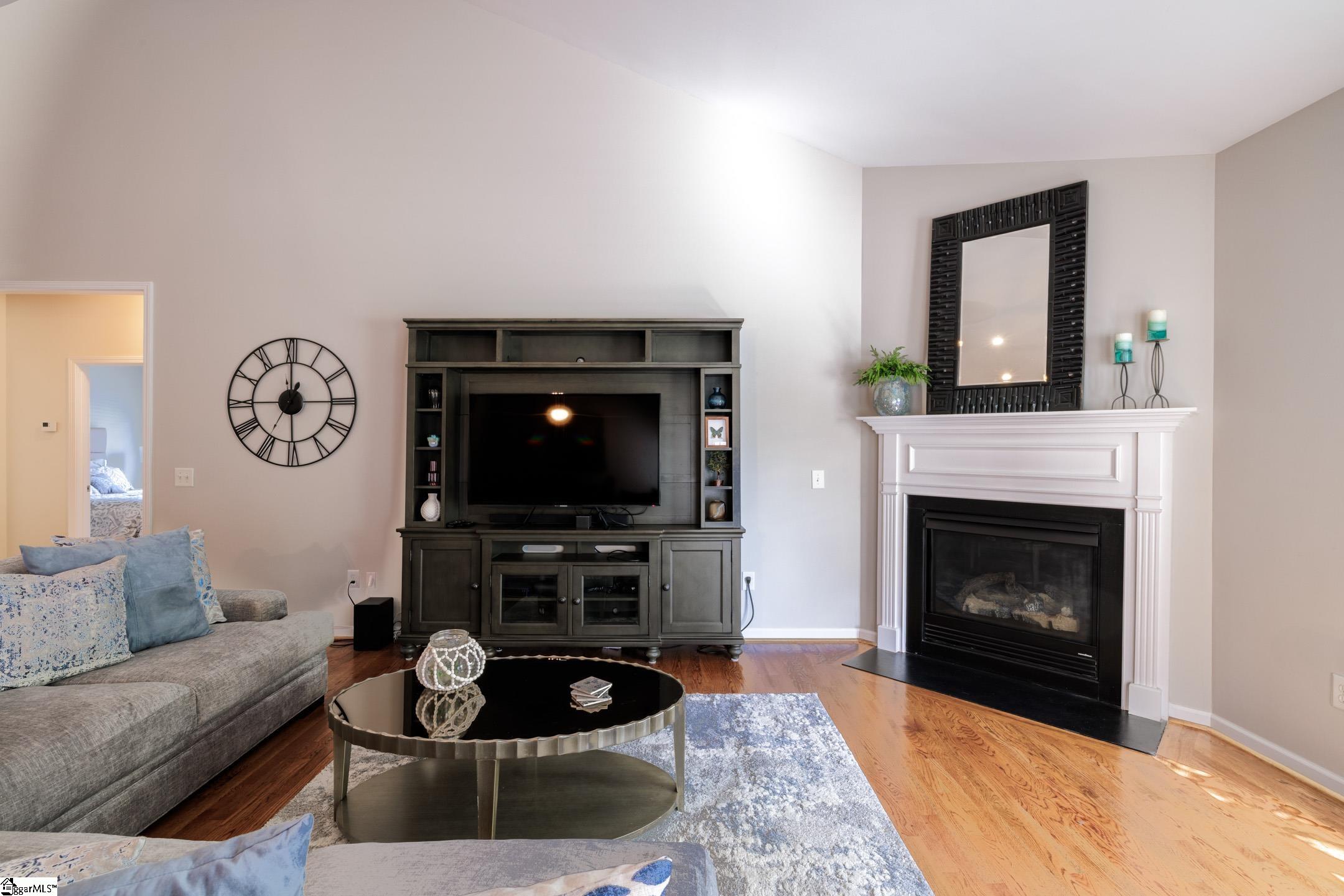 30 Pine Island Drive Simpsonville, SC 29681