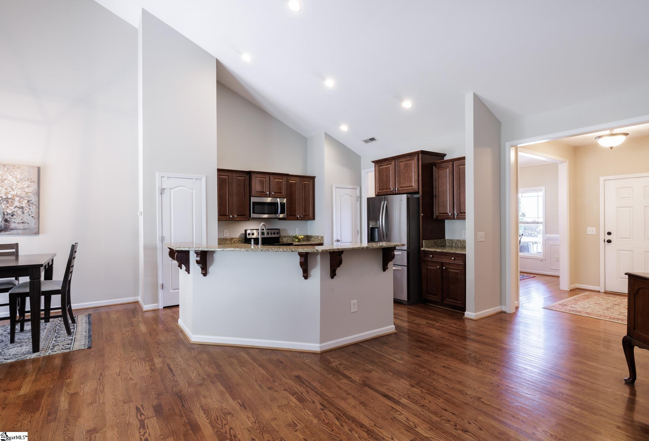 30 Pine Island Drive Simpsonville, SC 29681