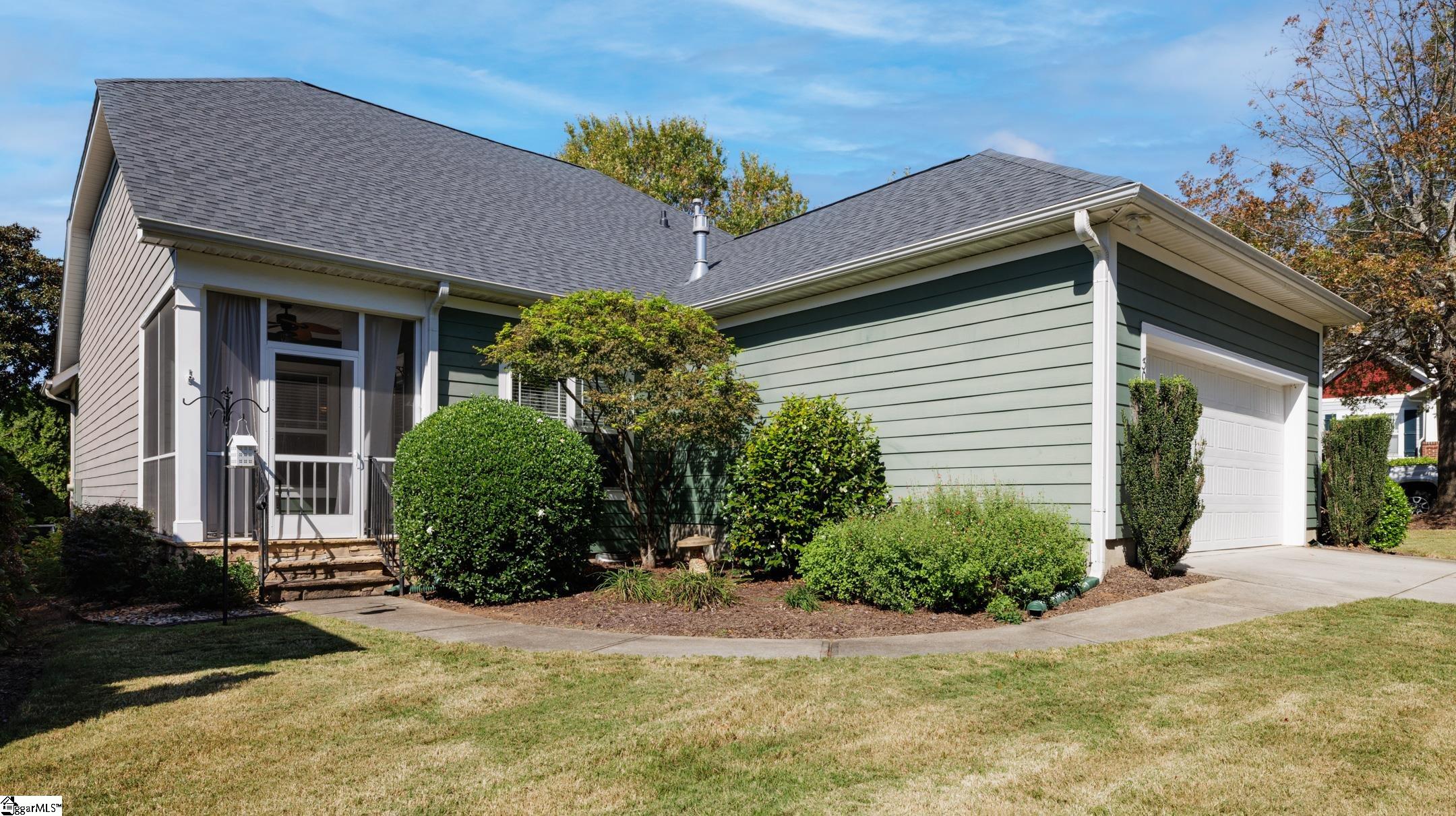 30 Pine Island Drive Simpsonville, SC 29681