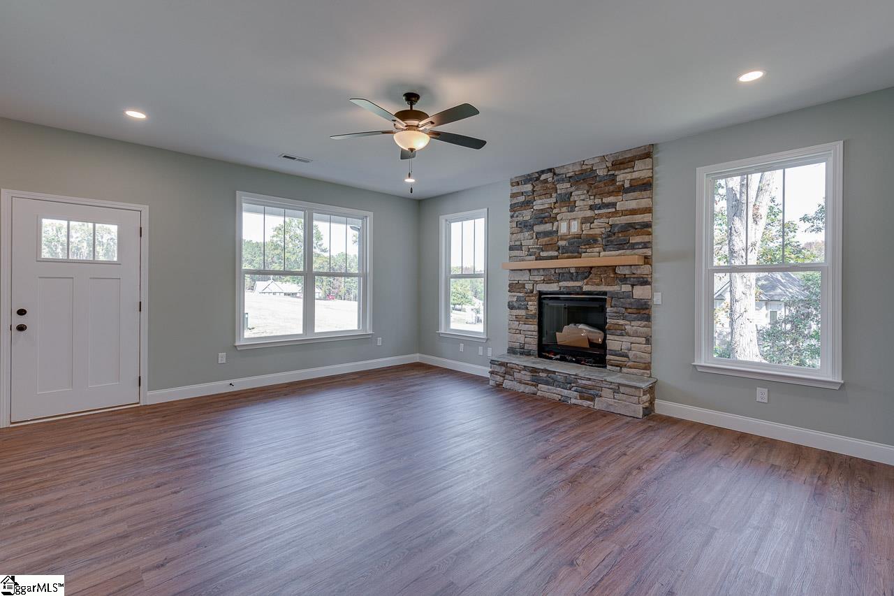 104 Pawleys Court Anderson, SC 29625