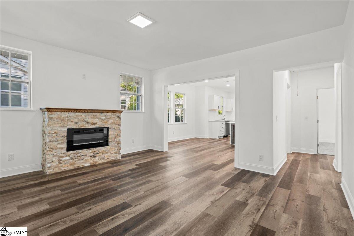 99 Allen Avenue Spartanburg, SC 29303