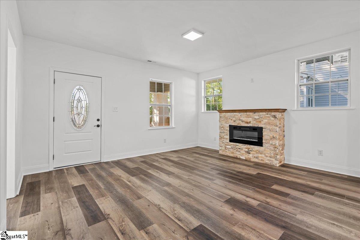 99 Allen Avenue Spartanburg, SC 29303