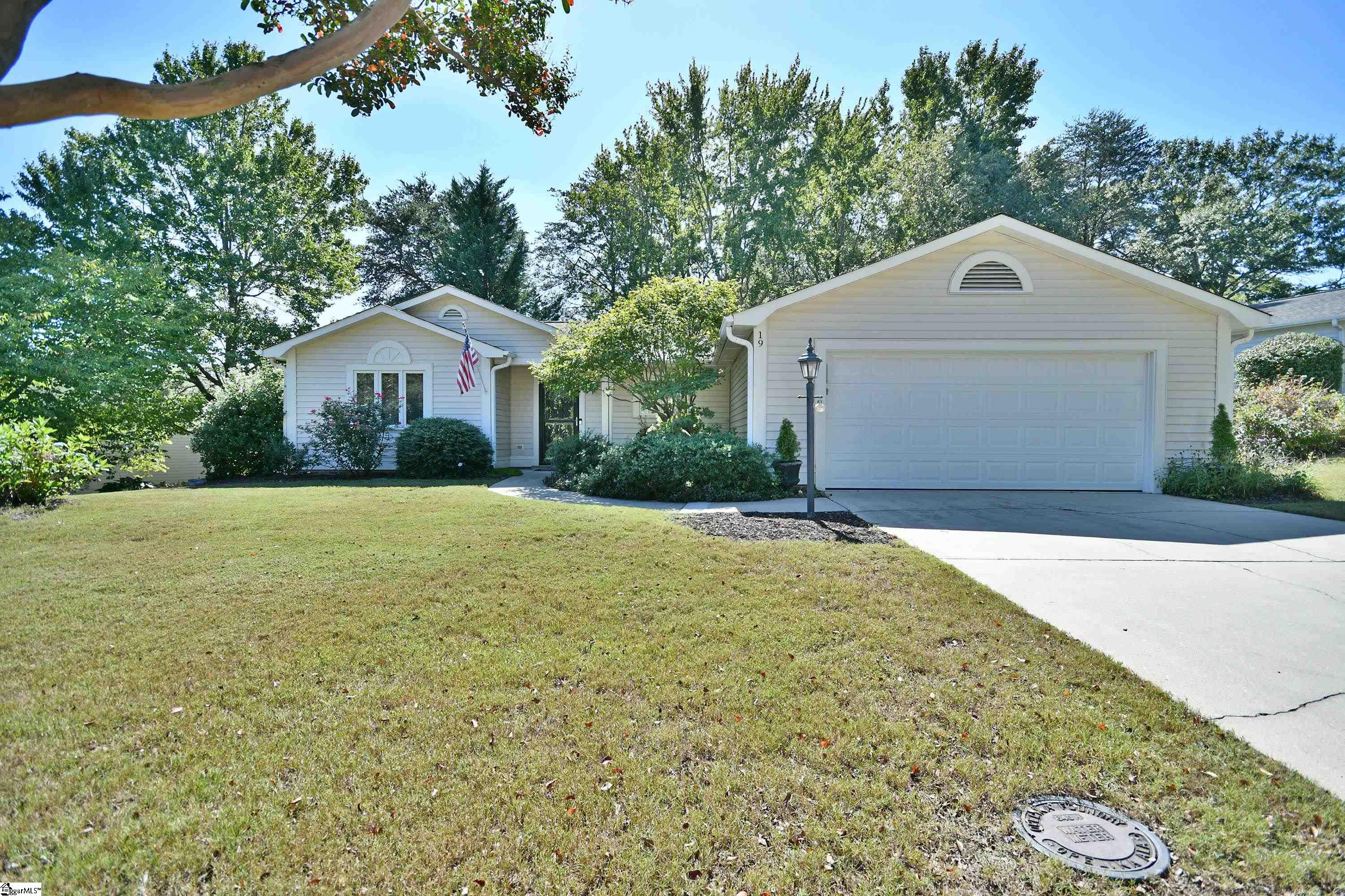 19 Woodtrace Circle Greenville, SC 29615