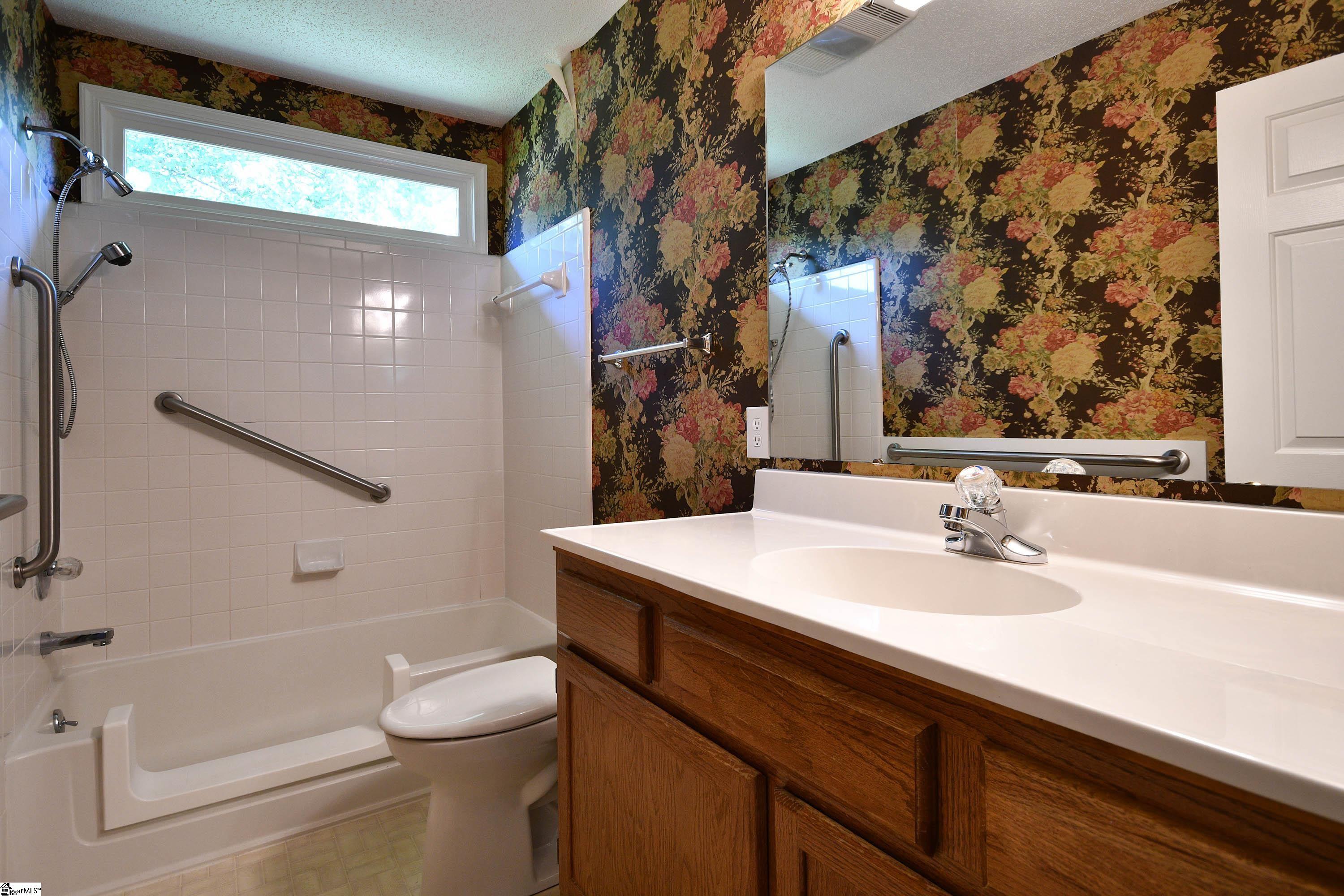 19 Woodtrace Circle Greenville, SC 29615