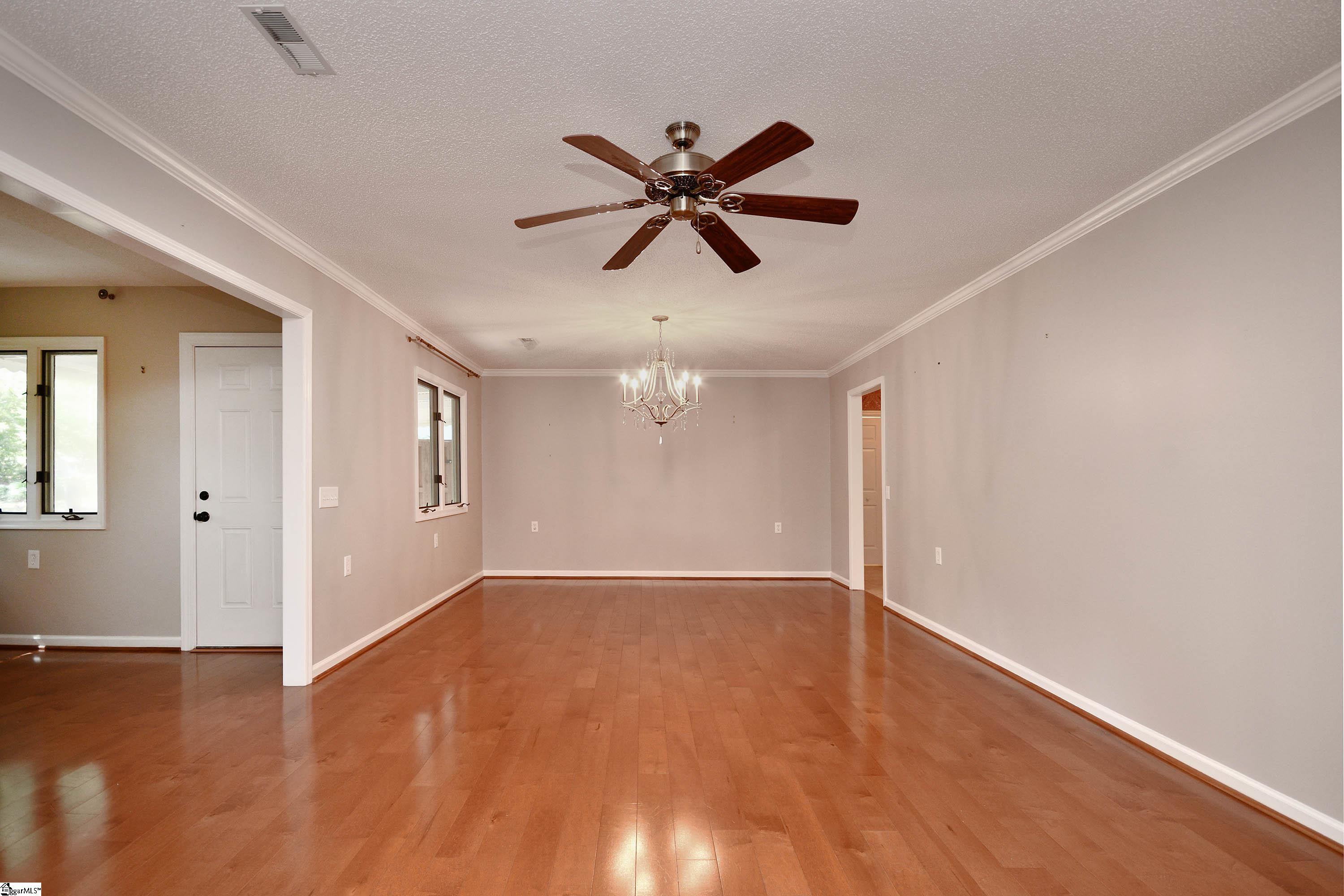 19 Woodtrace Circle Greenville, SC 29615