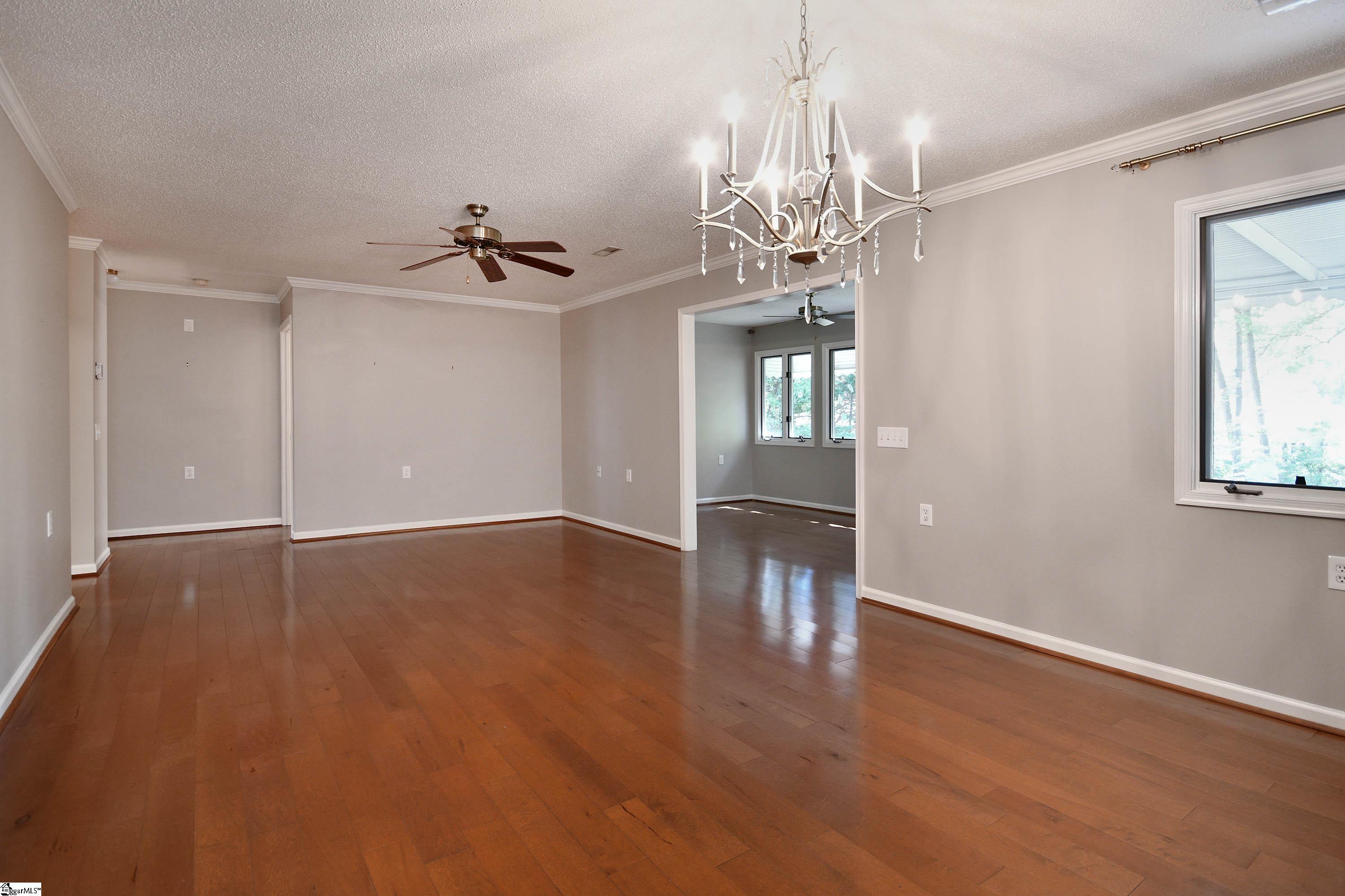 19 Woodtrace Circle Greenville, SC 29615