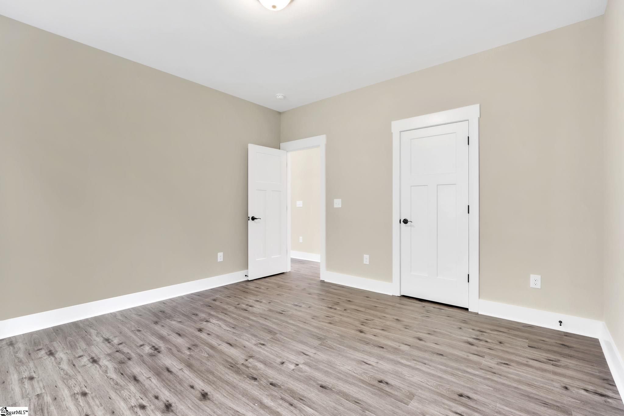 101 E Peninsula Drive Laurens, SC 29360