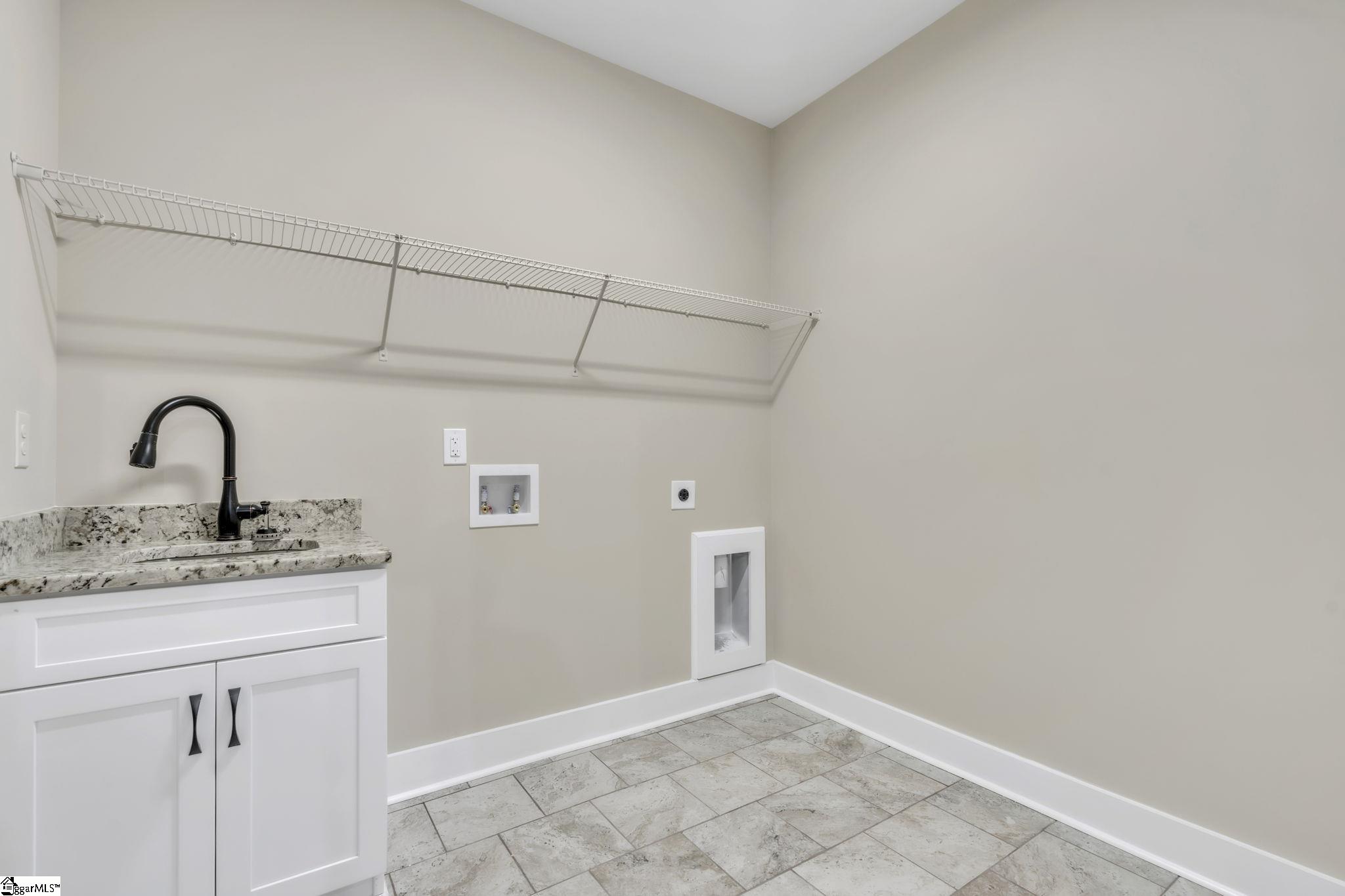 101 E Peninsula Drive Laurens, SC 29360