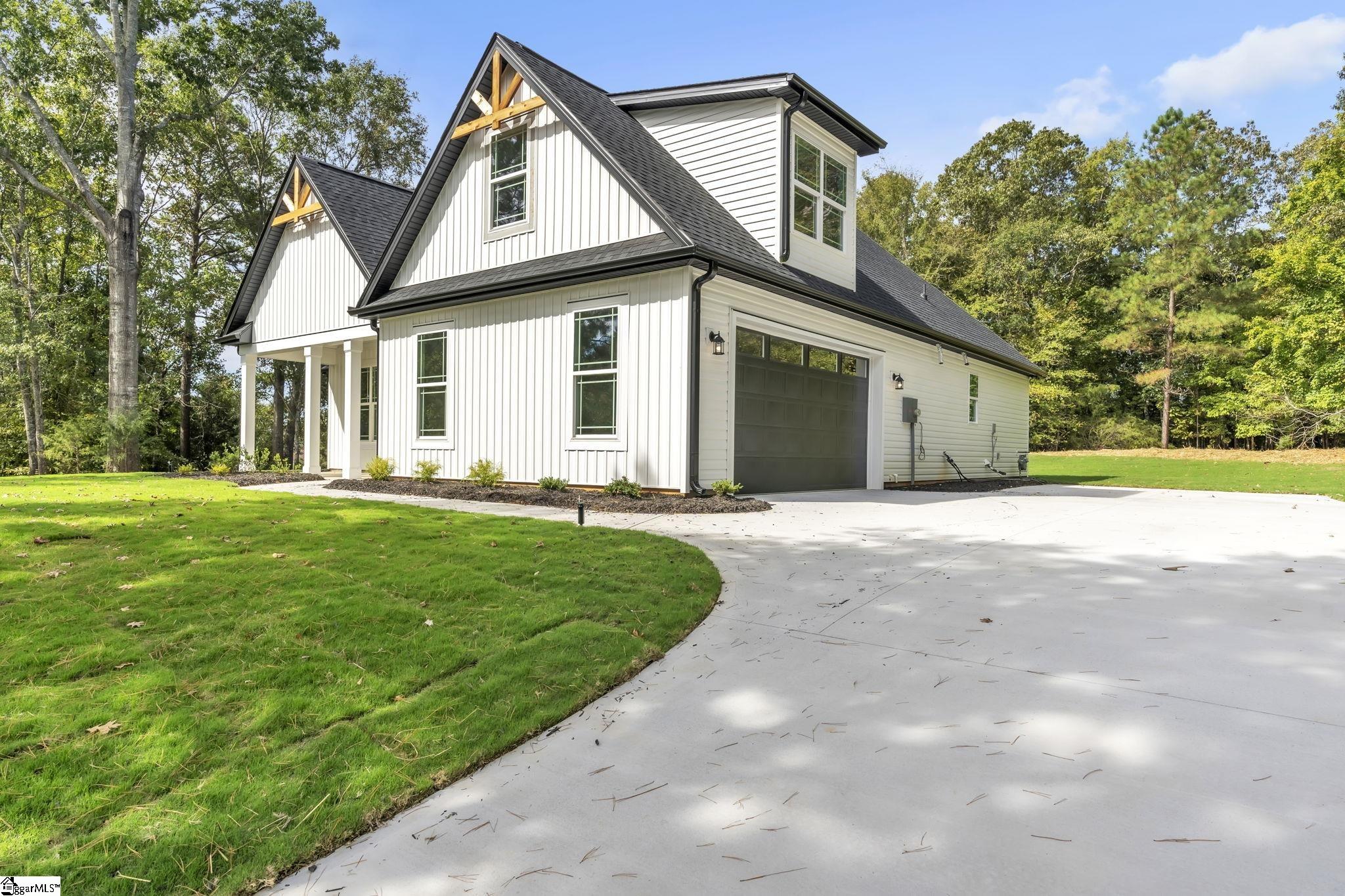 101 E Peninsula Drive Laurens, SC 29360