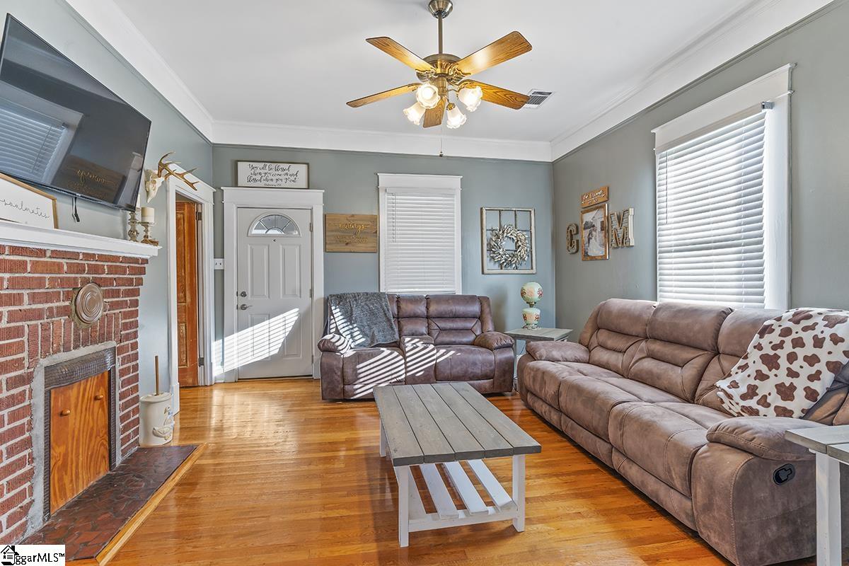 502 Lowell Avenue Greenwood, SC 29646