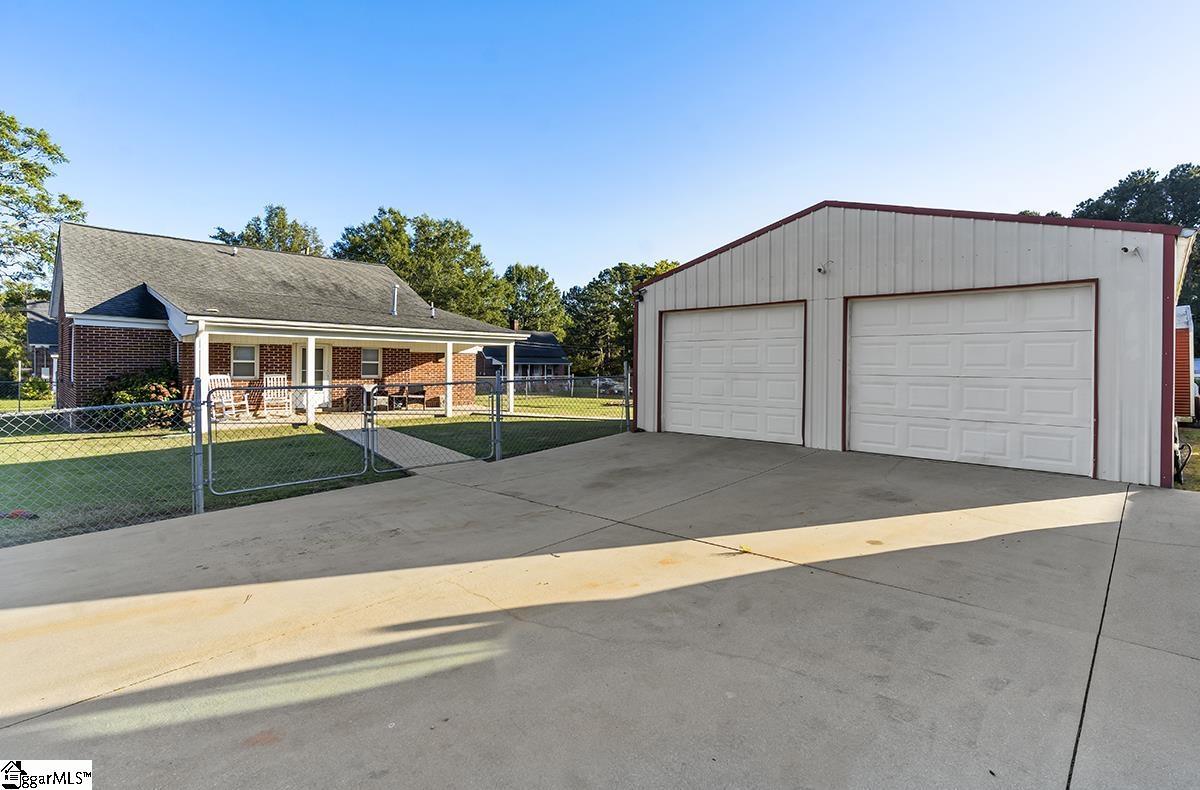 502 Lowell Avenue Greenwood, SC 29646