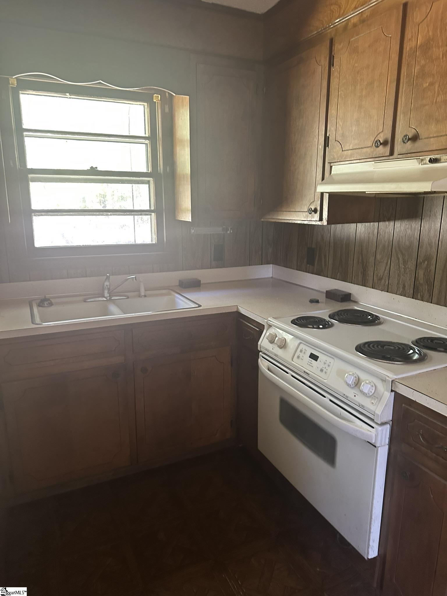 319 E Hampton Avenue Honea Path, SC 29654