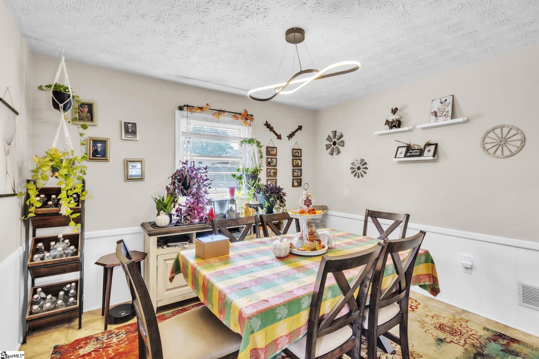 132 Waverly Street Easley, SC 29642