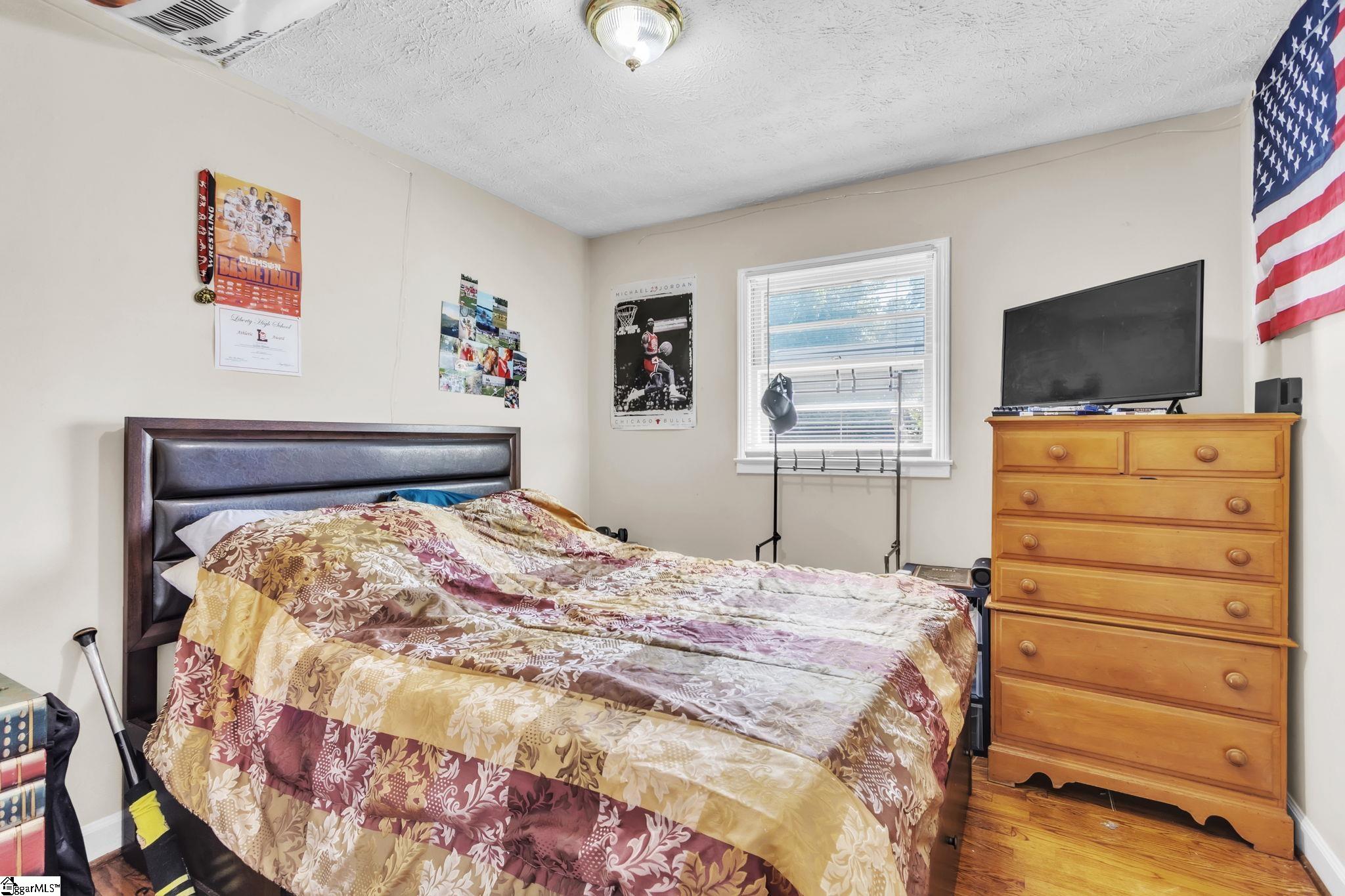 132 Waverly Street Easley, SC 29642