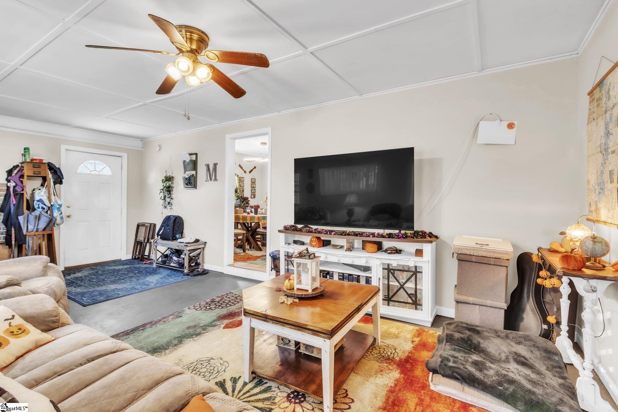 132 Waverly Street Easley, SC 29642