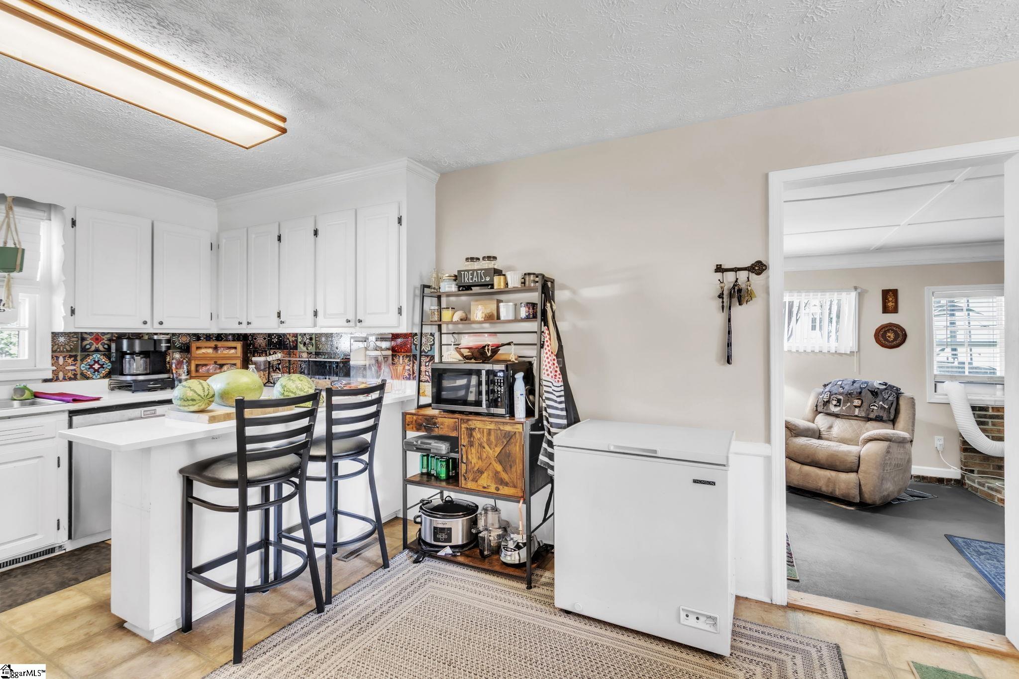 132 Waverly Street Easley, SC 29642