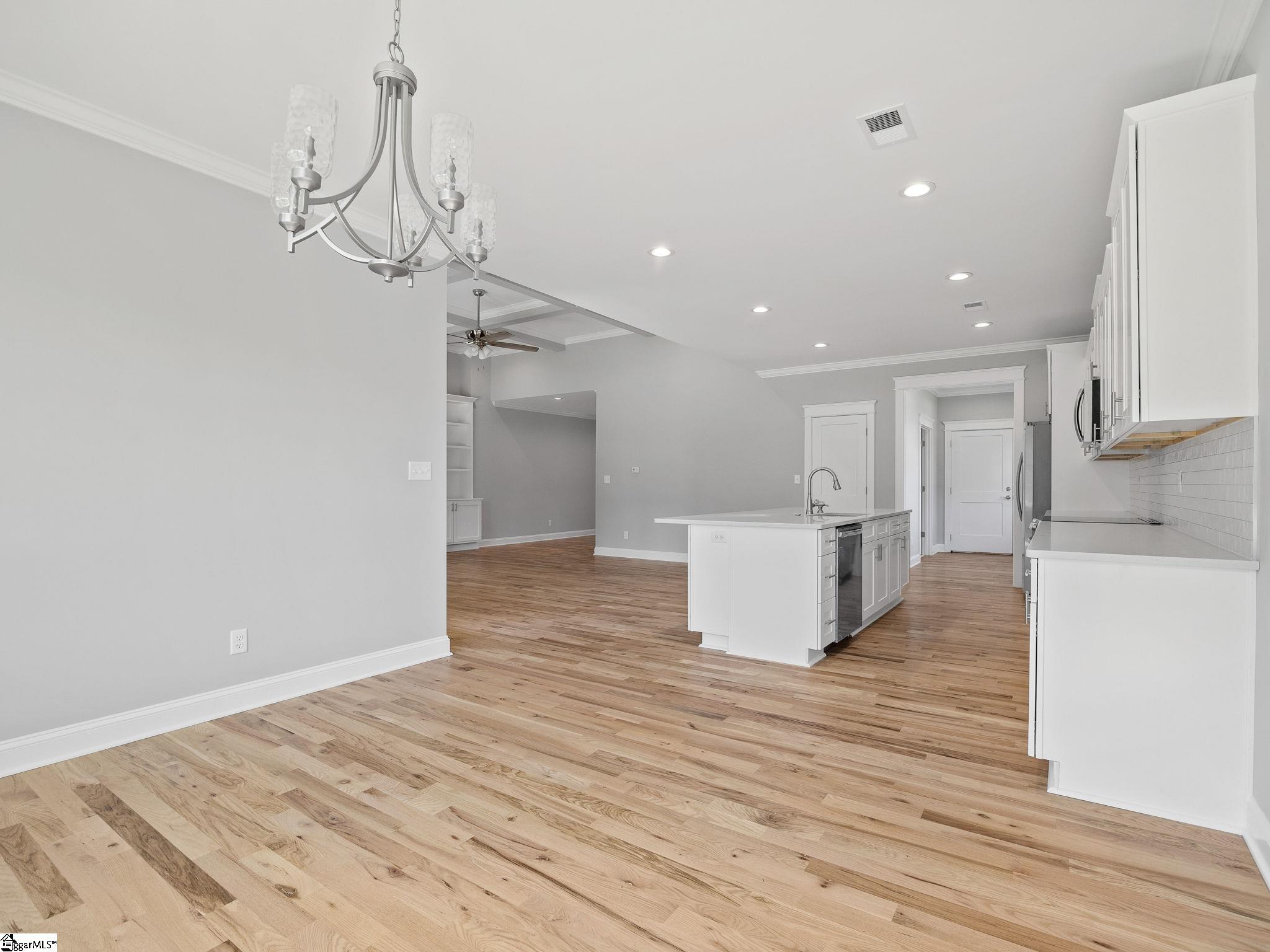 291 Robbins Road Chesnee, SC 29323