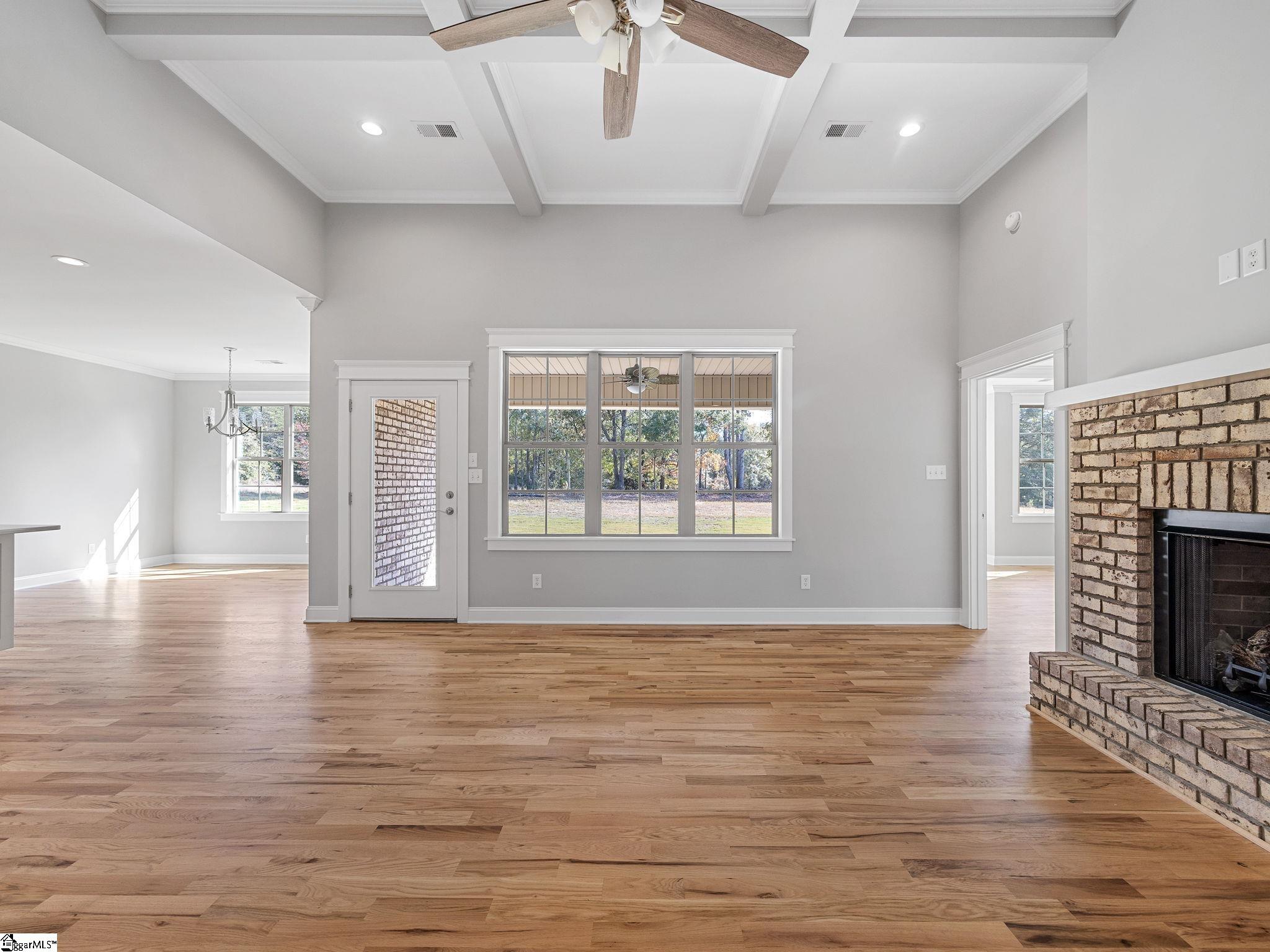 291 Robbins Road Chesnee, SC 29323