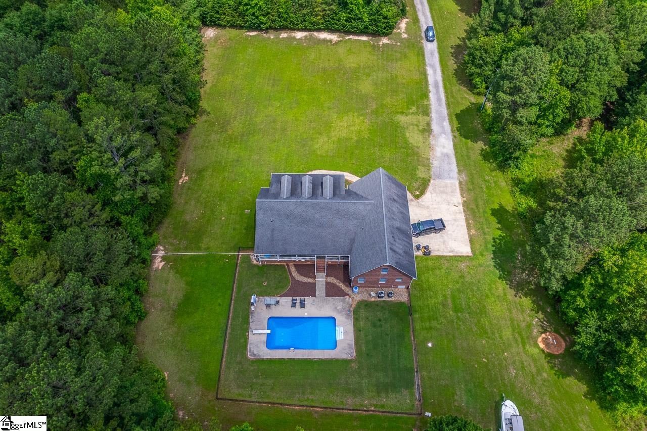 228 Varner Road Woodruff, SC 29388