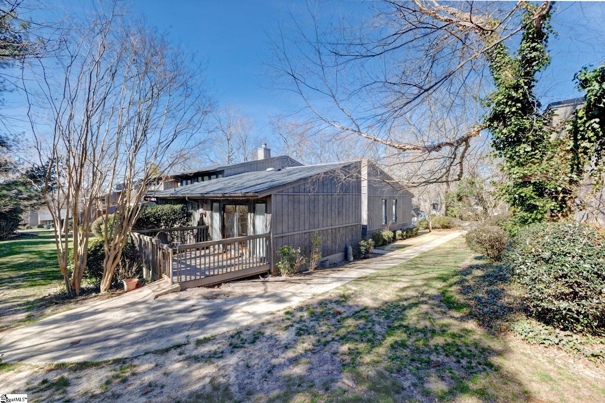 125 Inglewood Way Greenville, SC 29615