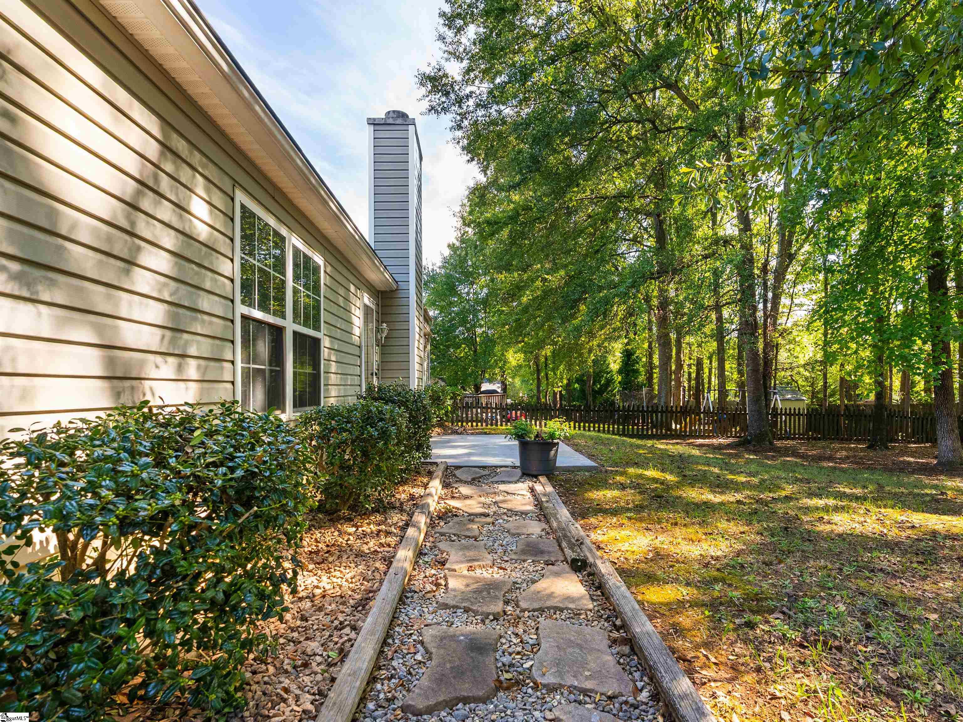 242 Birds Eye View Boiling Springs, SC 29316