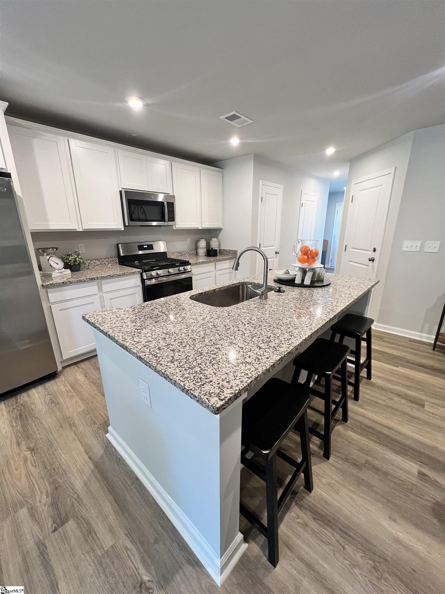 1258 Forestbrook Lane Spartanburg, SC 29303