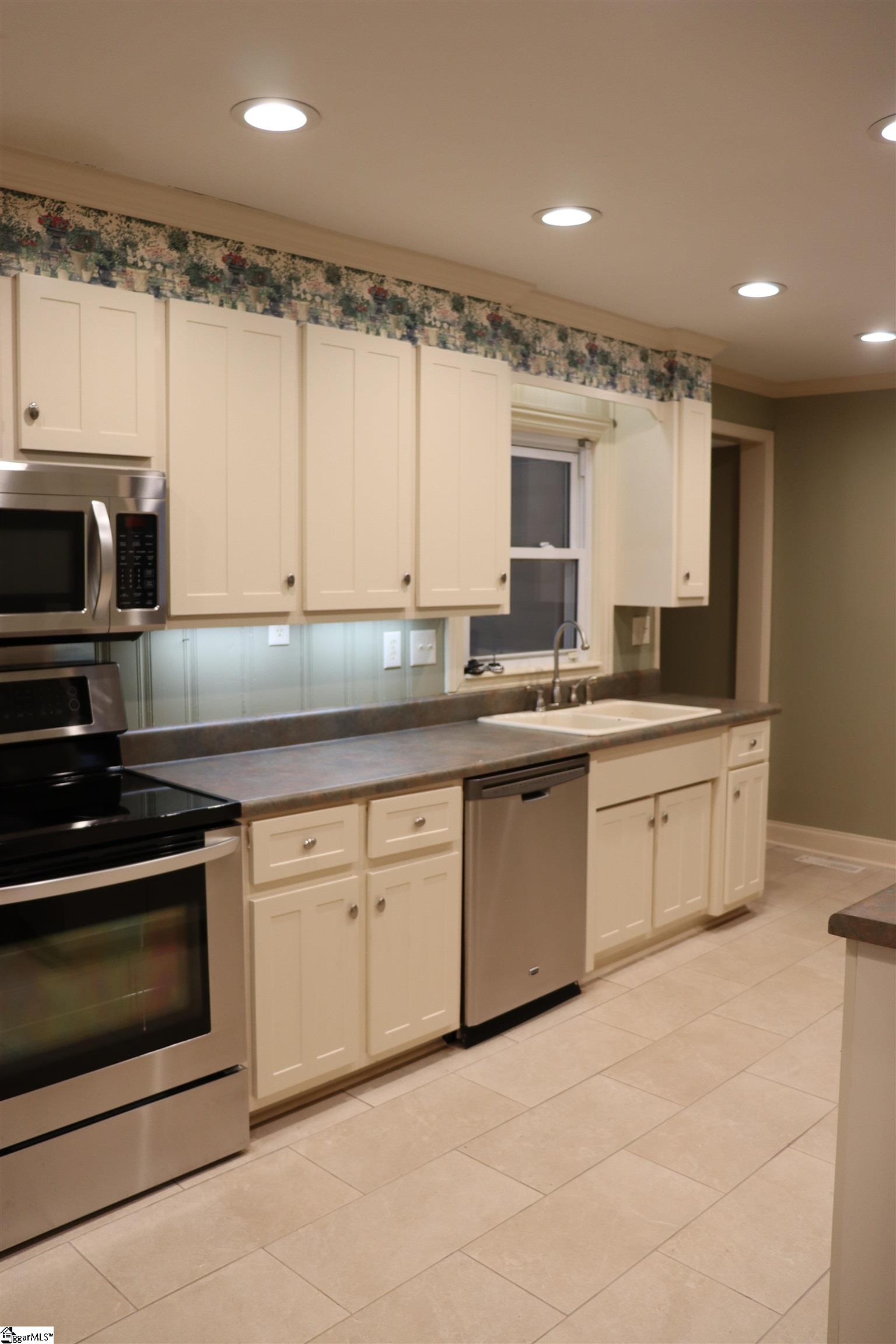 2070 Little Texas Road Travelers Rest, SC 29690