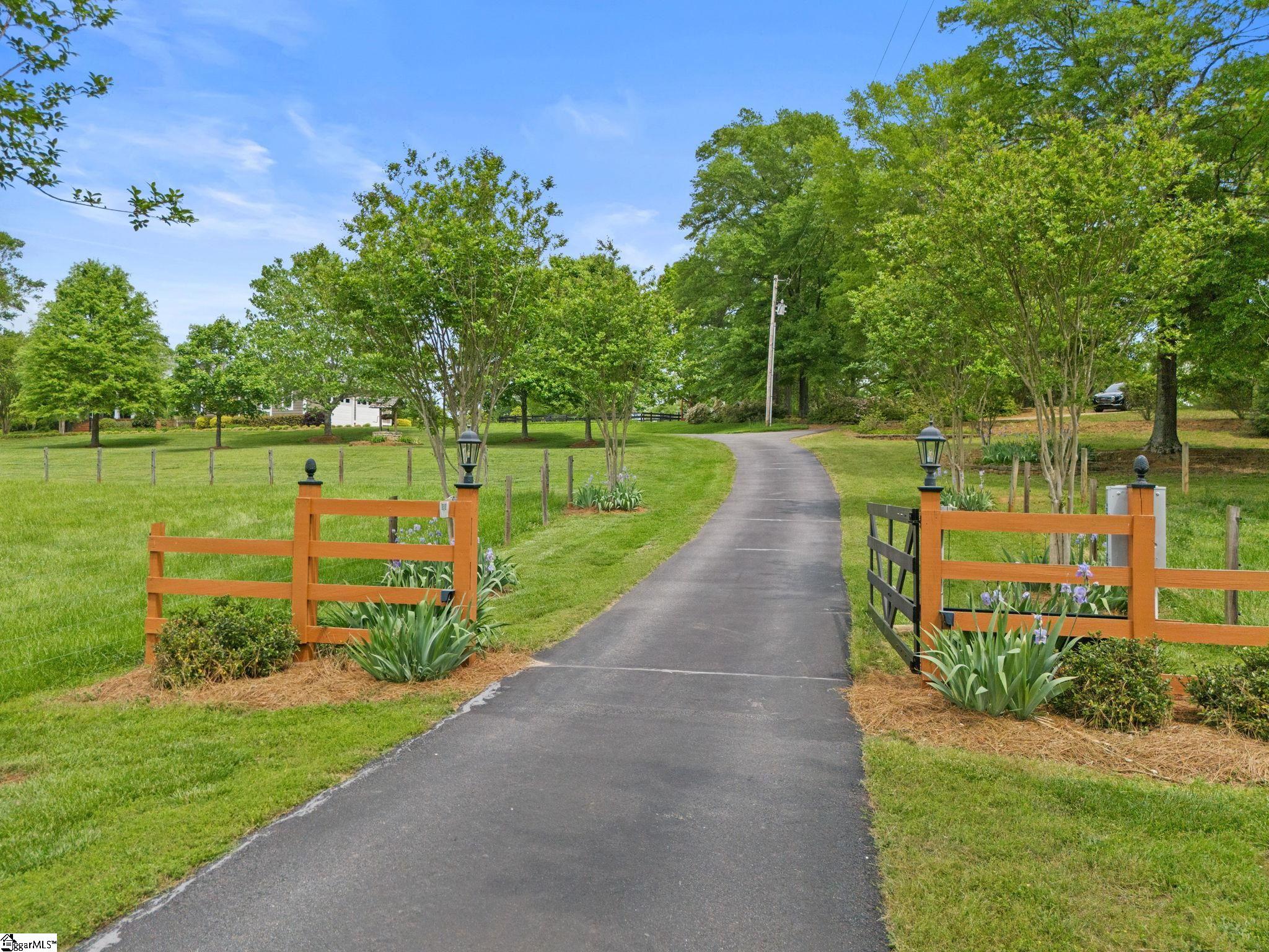 133 Holly Drive Pelzer, SC 29669