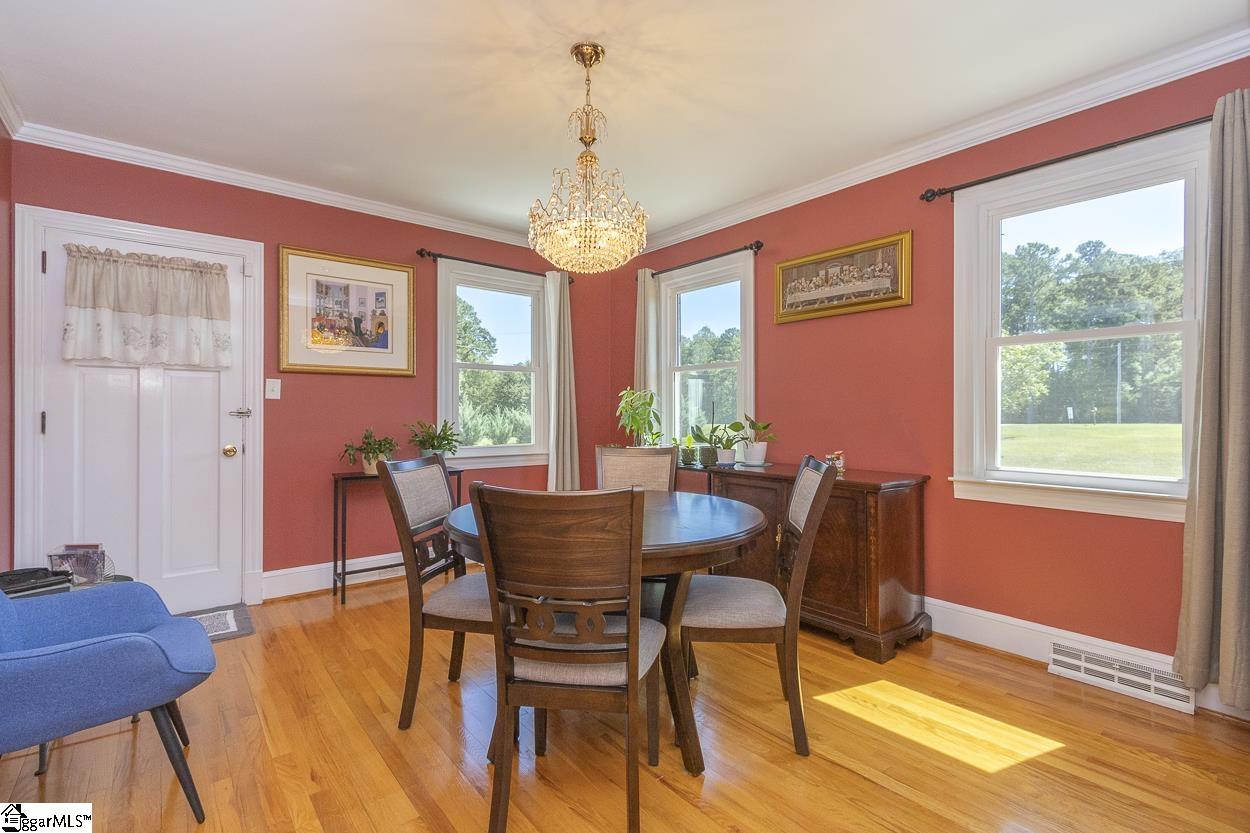 2486 W Highway Abbeville, SC 29620