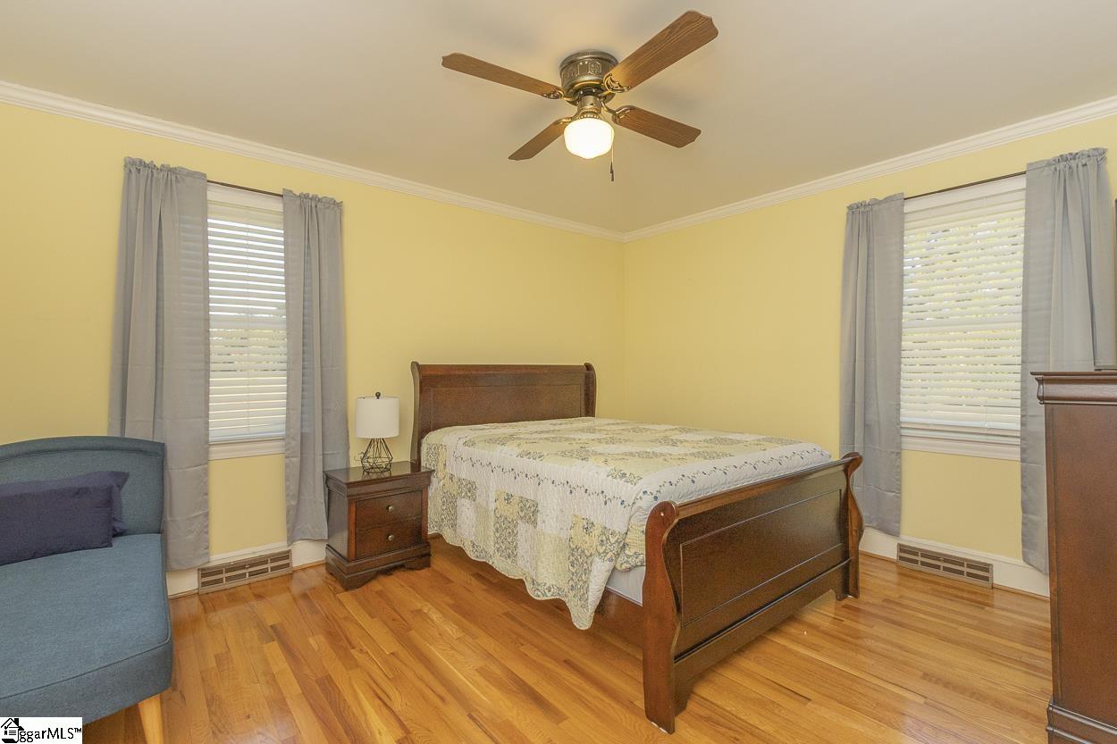 2486 W Highway Abbeville, SC 29620