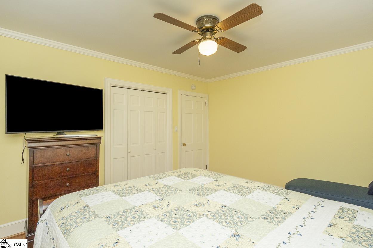 2486 W Highway Abbeville, SC 29620