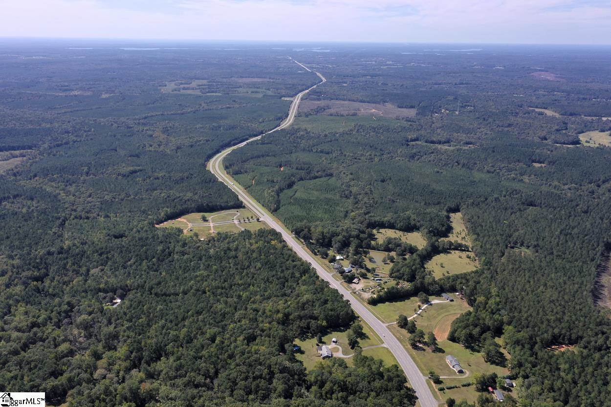 2486 W Highway Abbeville, SC 29620