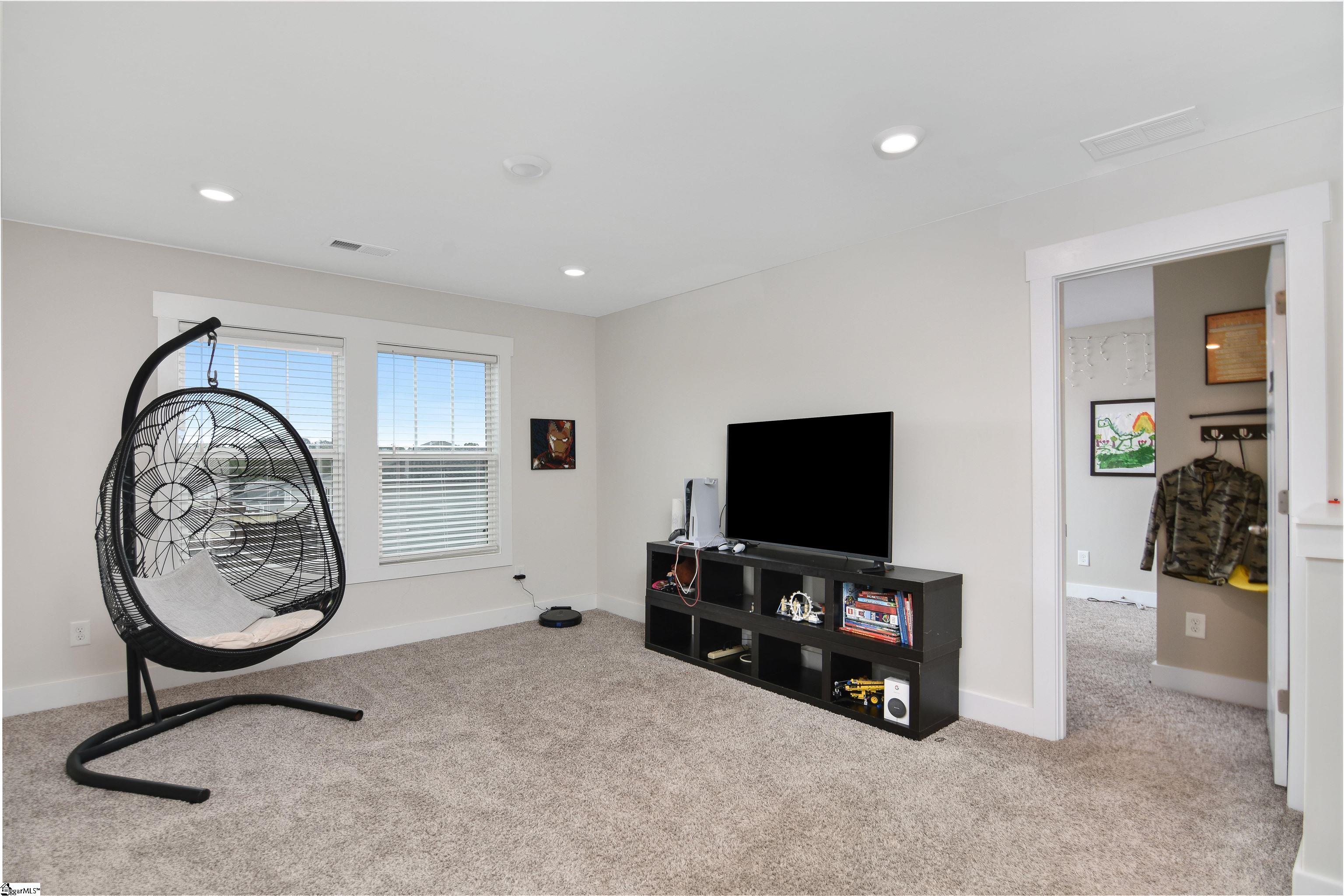 126 Walking Stick Way Pelzer, SC 29669