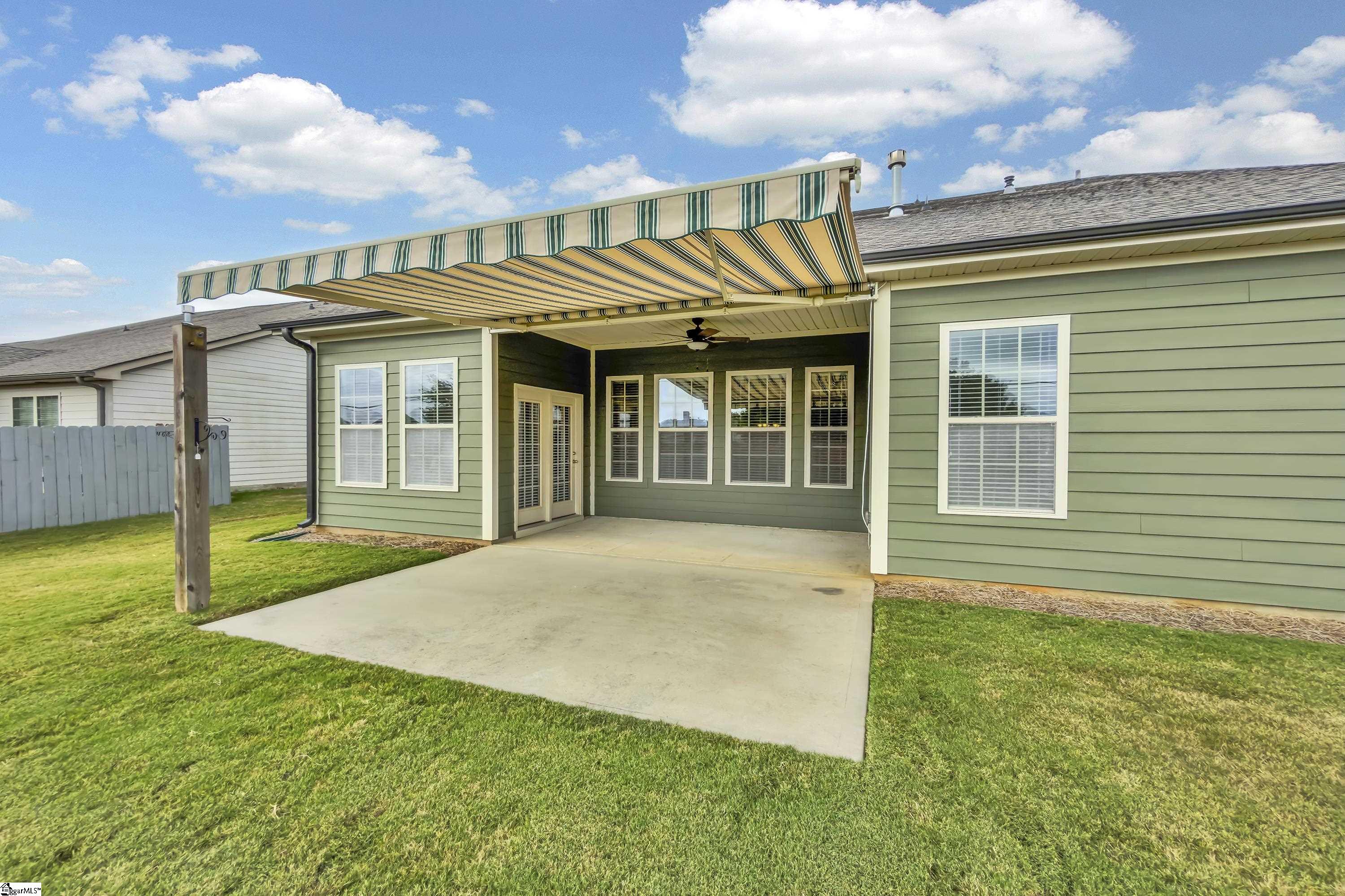 8 Common Oaks Court Simpsonville, SC 29681
