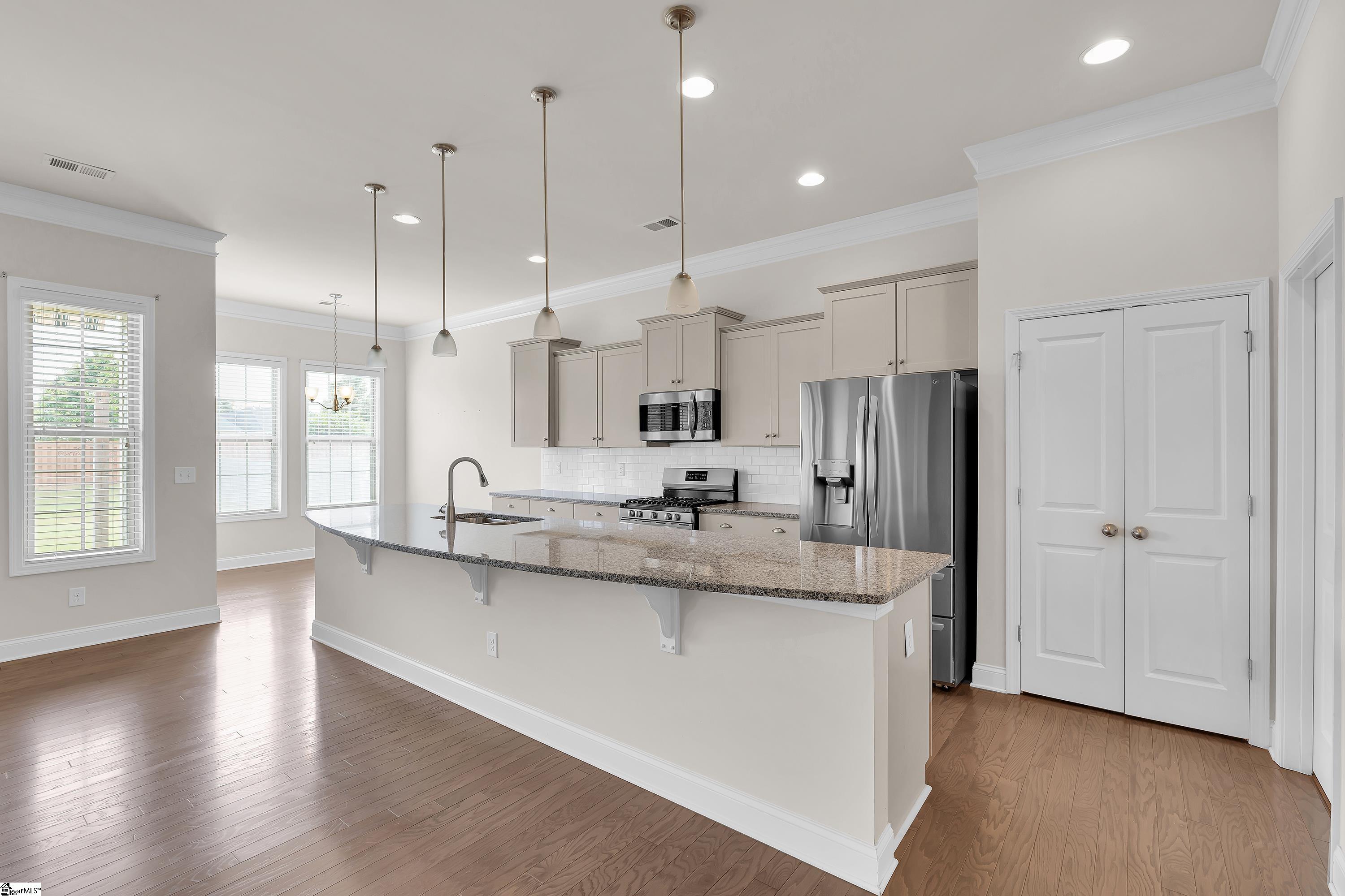8 Common Oaks Court Simpsonville, SC 29681
