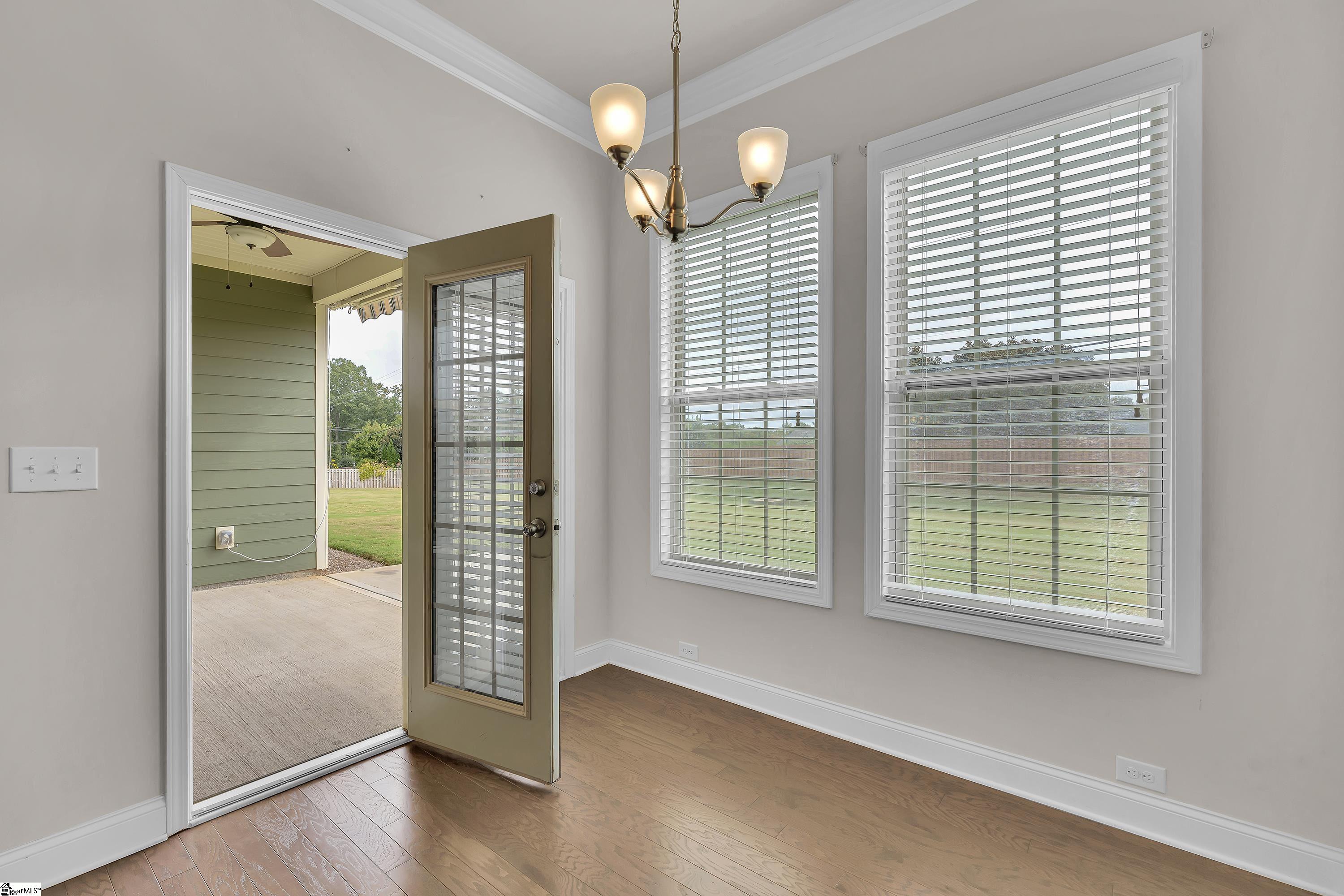 8 Common Oaks Court Simpsonville, SC 29681