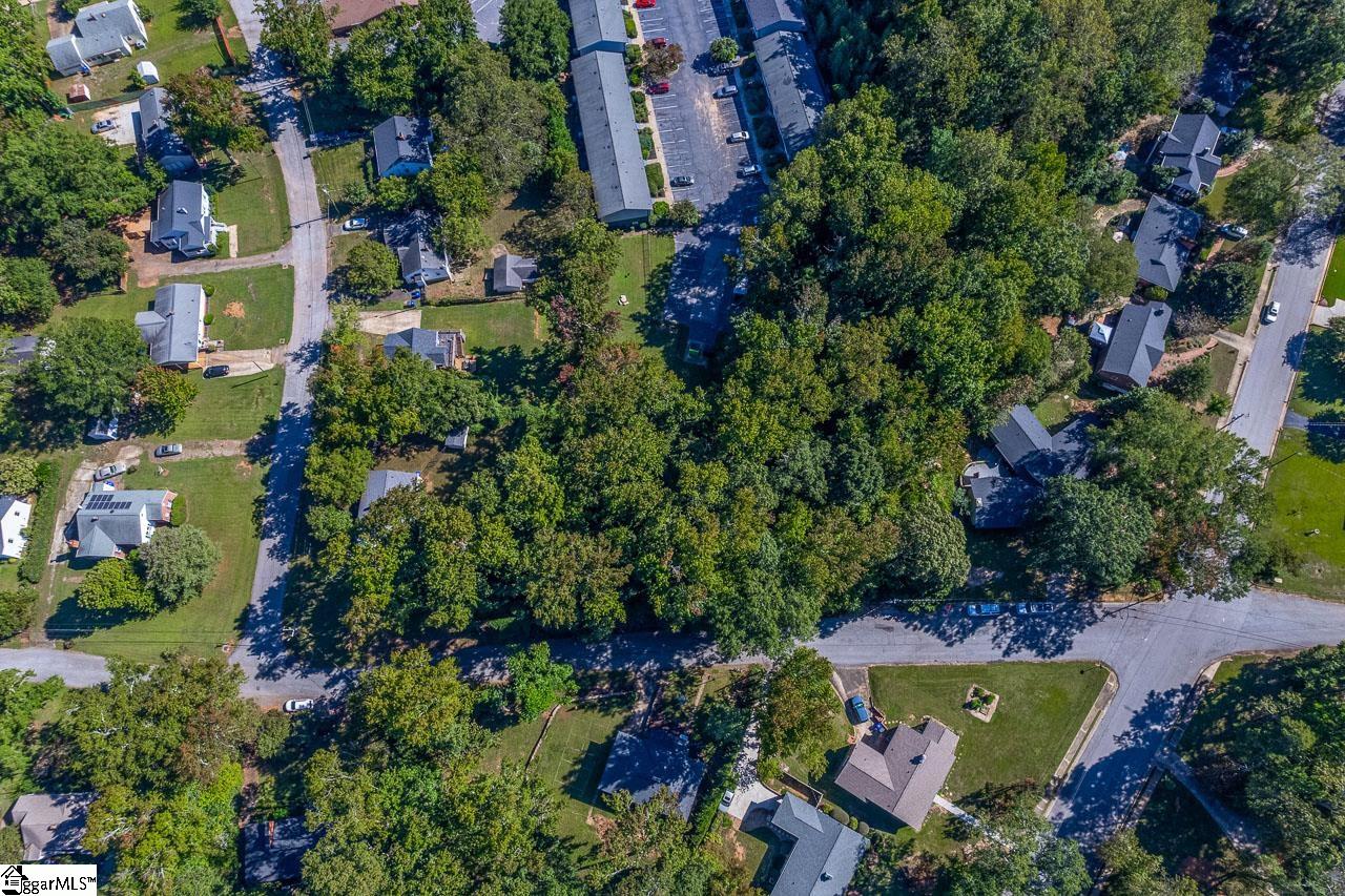Wedgewood Drive Greenville, SC 29609