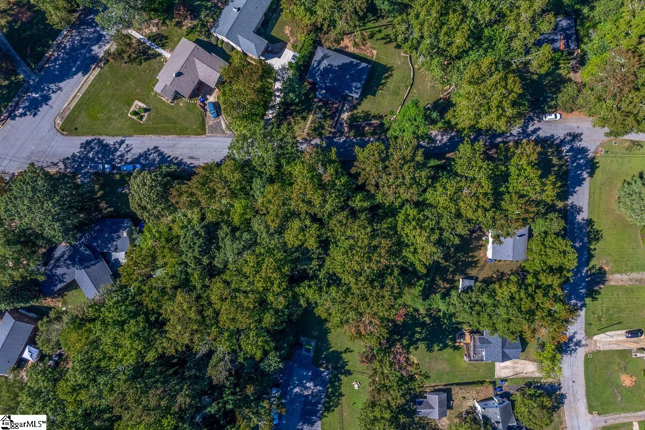 Wedgewood Drive Greenville, SC 29609