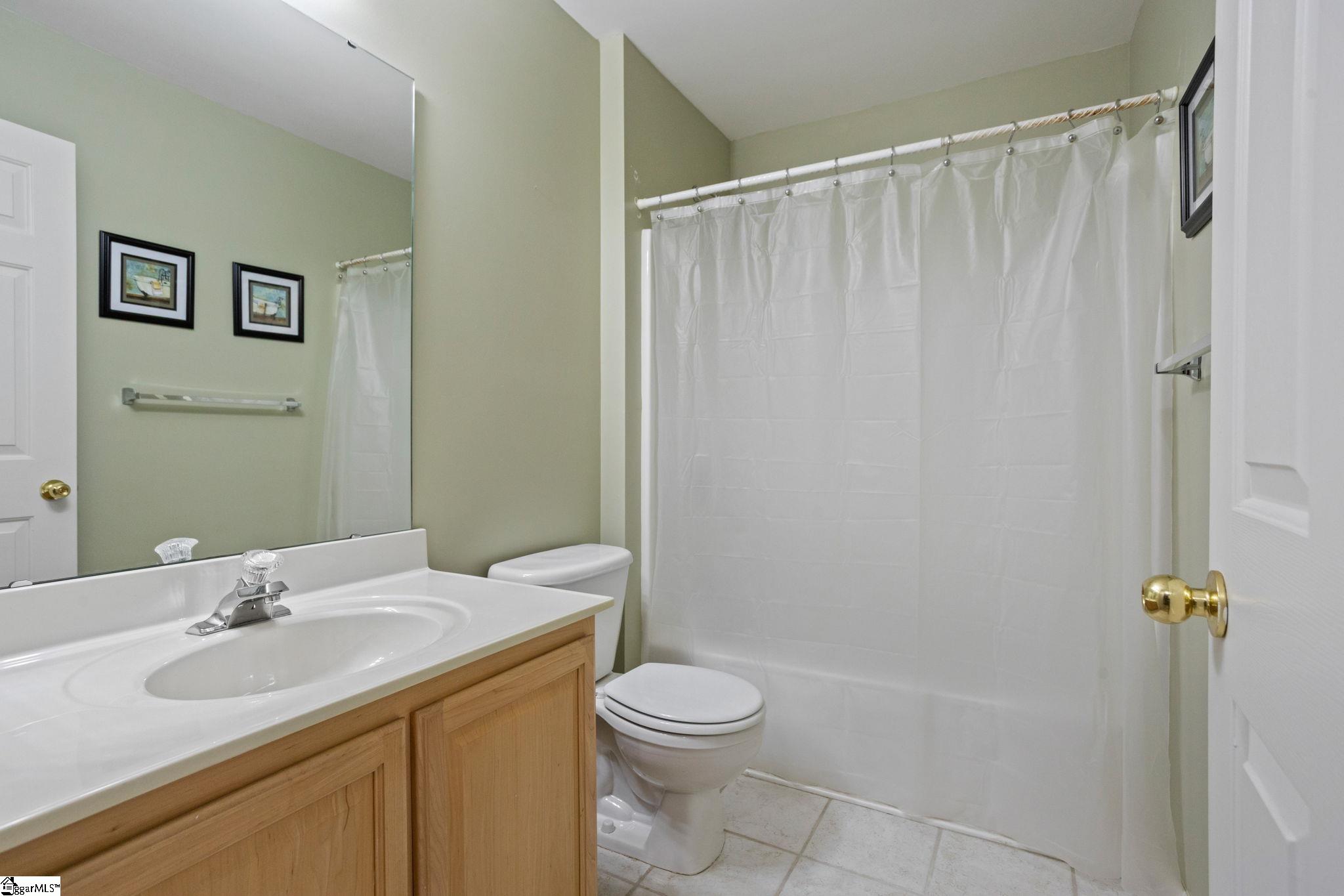 224 Hadley Commons Drive Mauldin, SC 29662