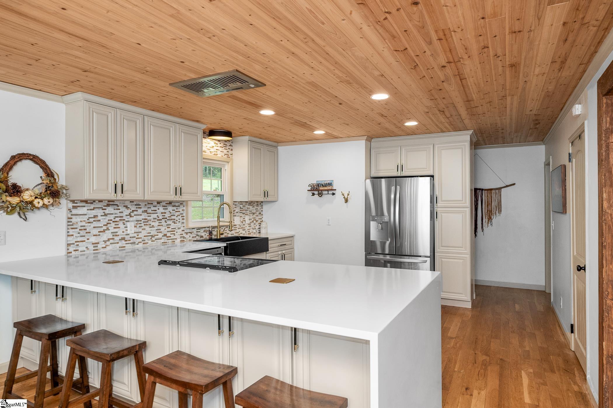 28 Jesse Court Taylors, SC 29687