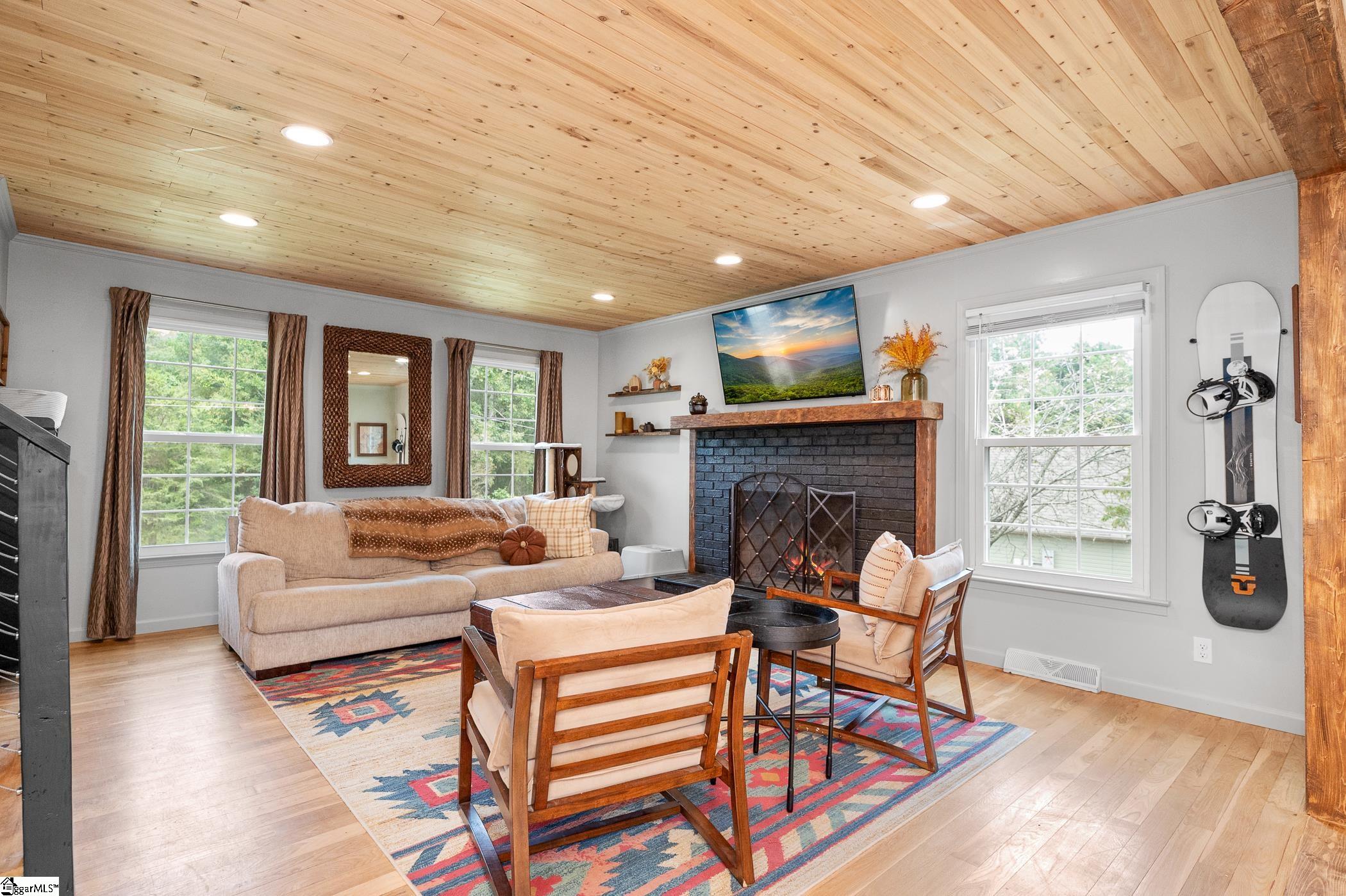 28 Jesse Court Taylors, SC 29687