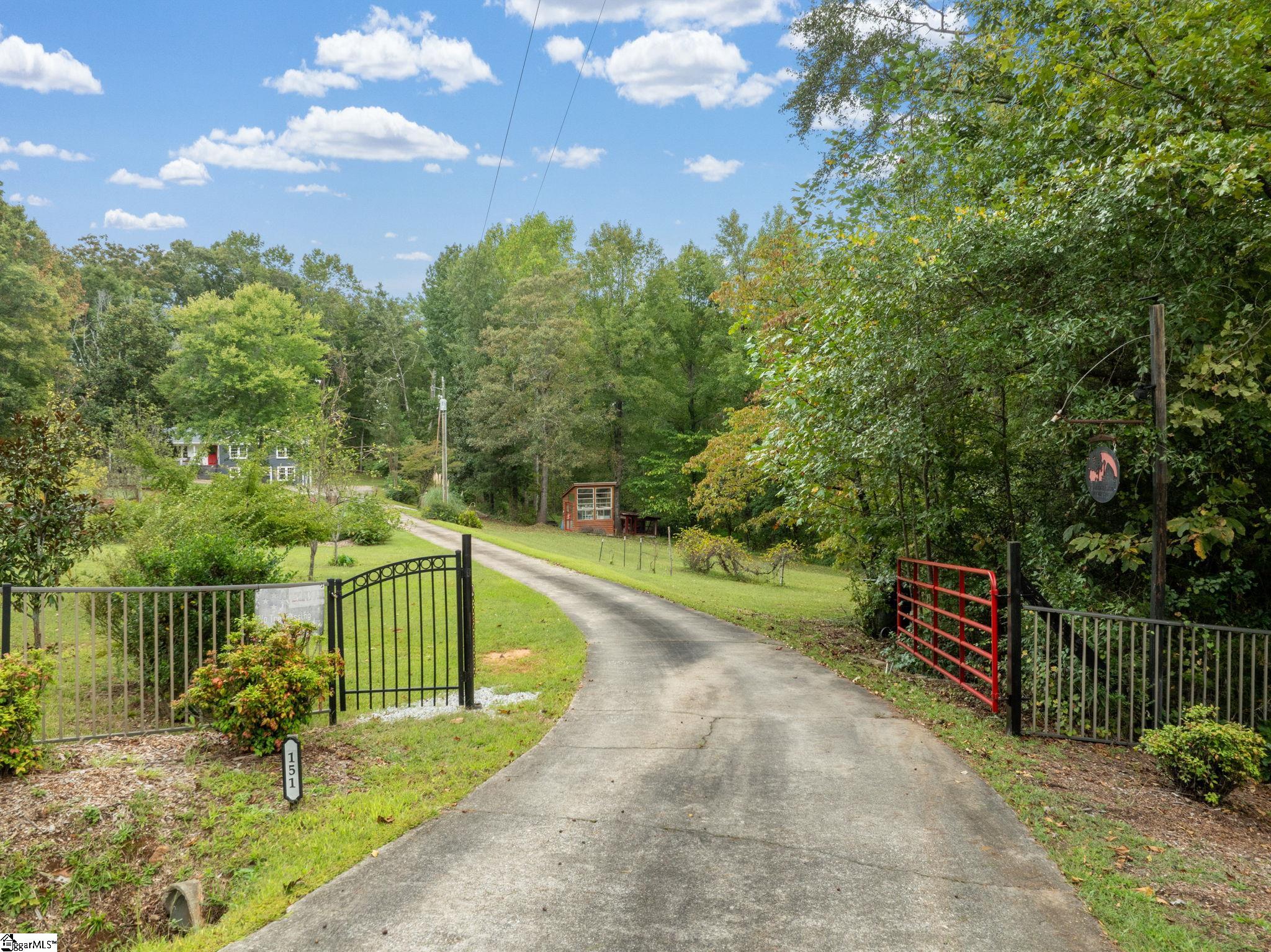 151 Hammond Drive Taylors, SC 29687