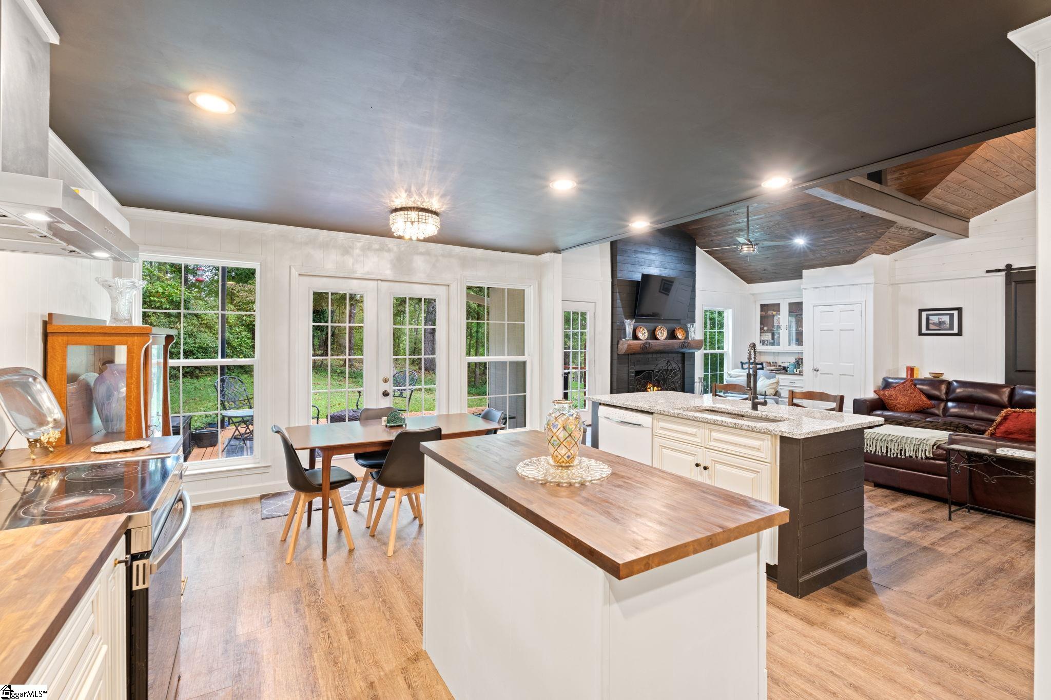 151 Hammond Drive Taylors, SC 29687