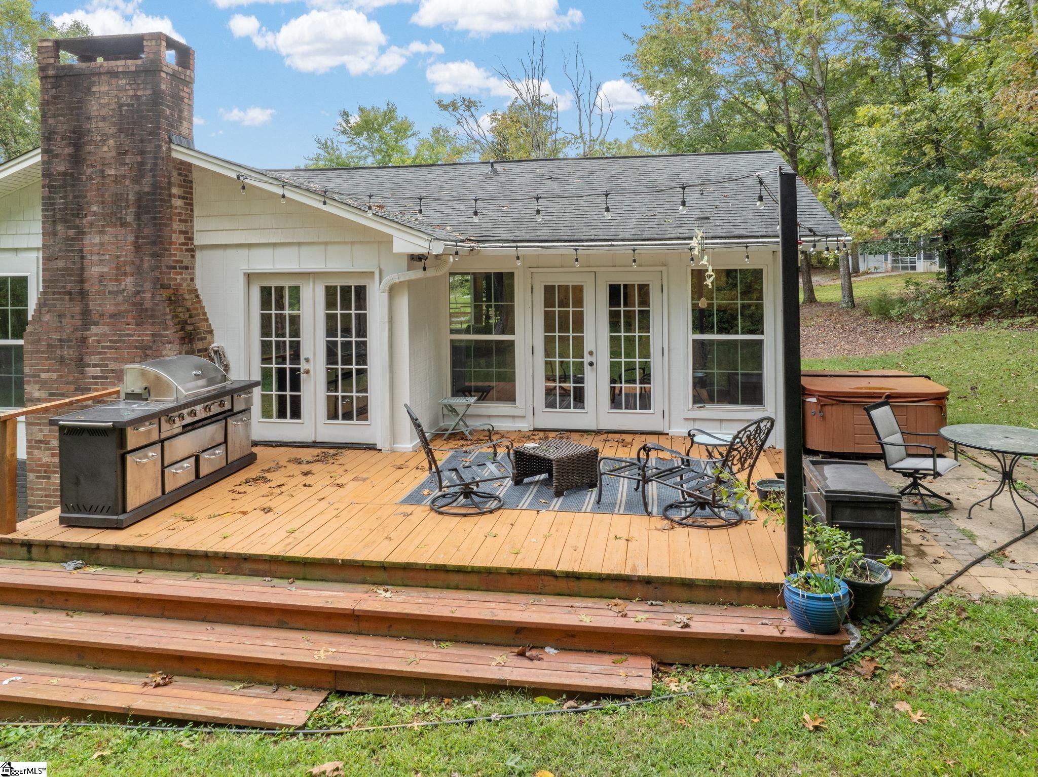 151 Hammond Drive Taylors, SC 29687
